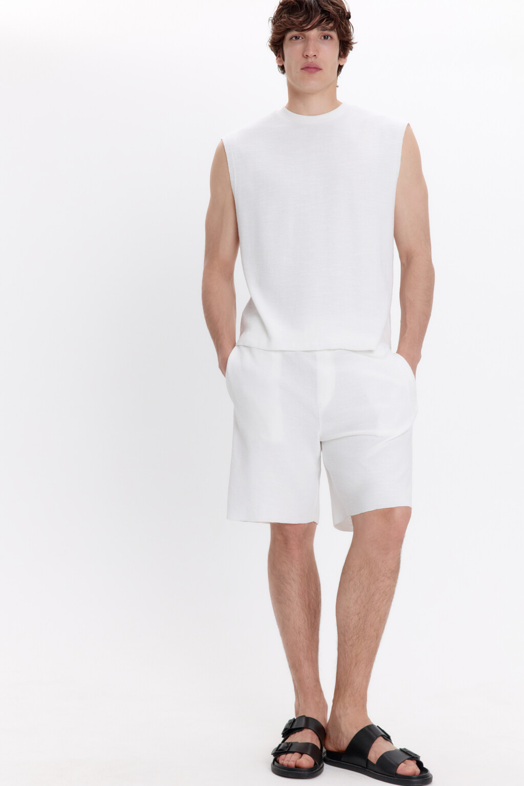 Шорты трикотажные с обрезанными краями - цвет белый - 1
