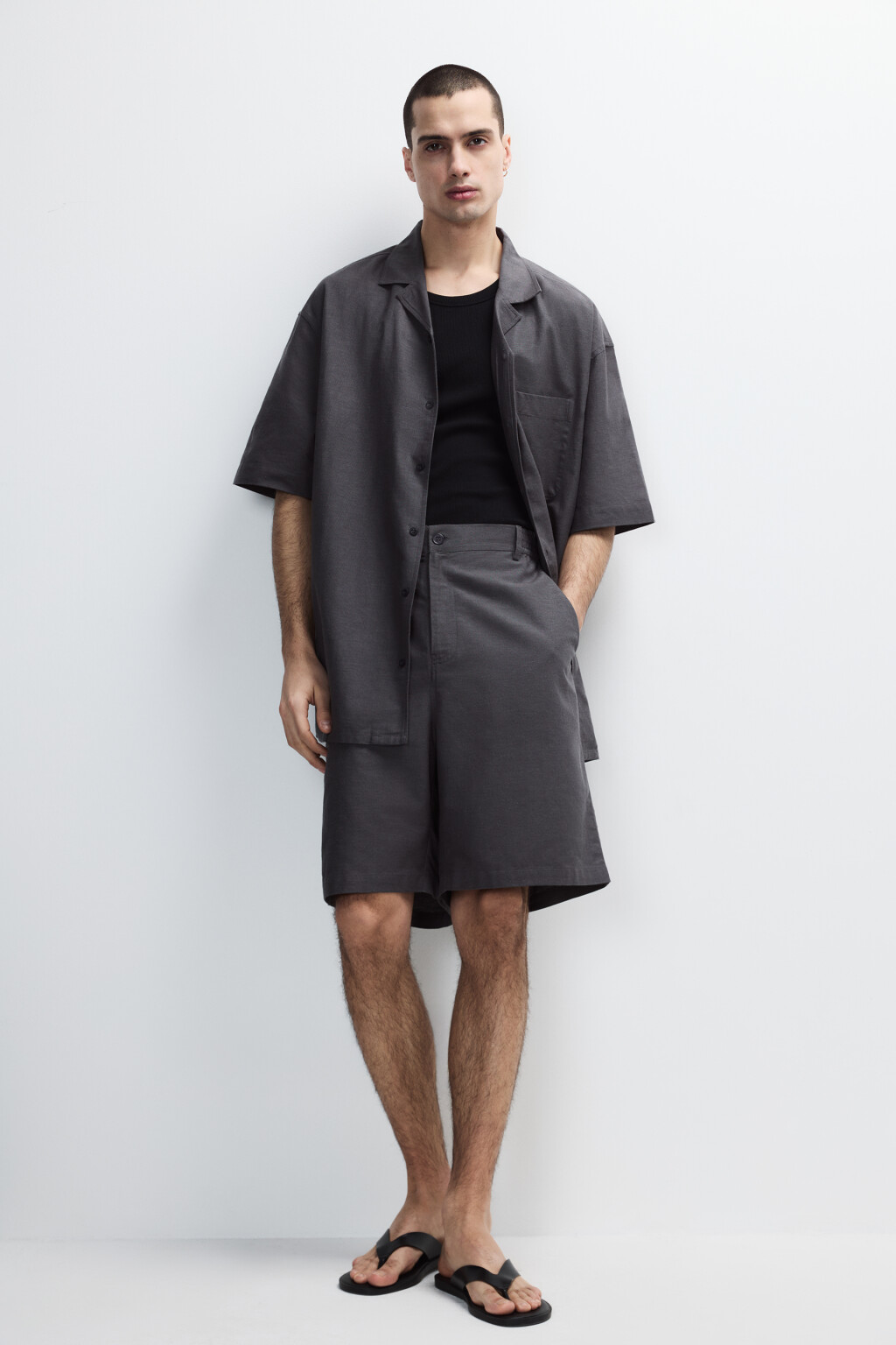 Шорты костюмные из льняной ткани - цвет серый - 5