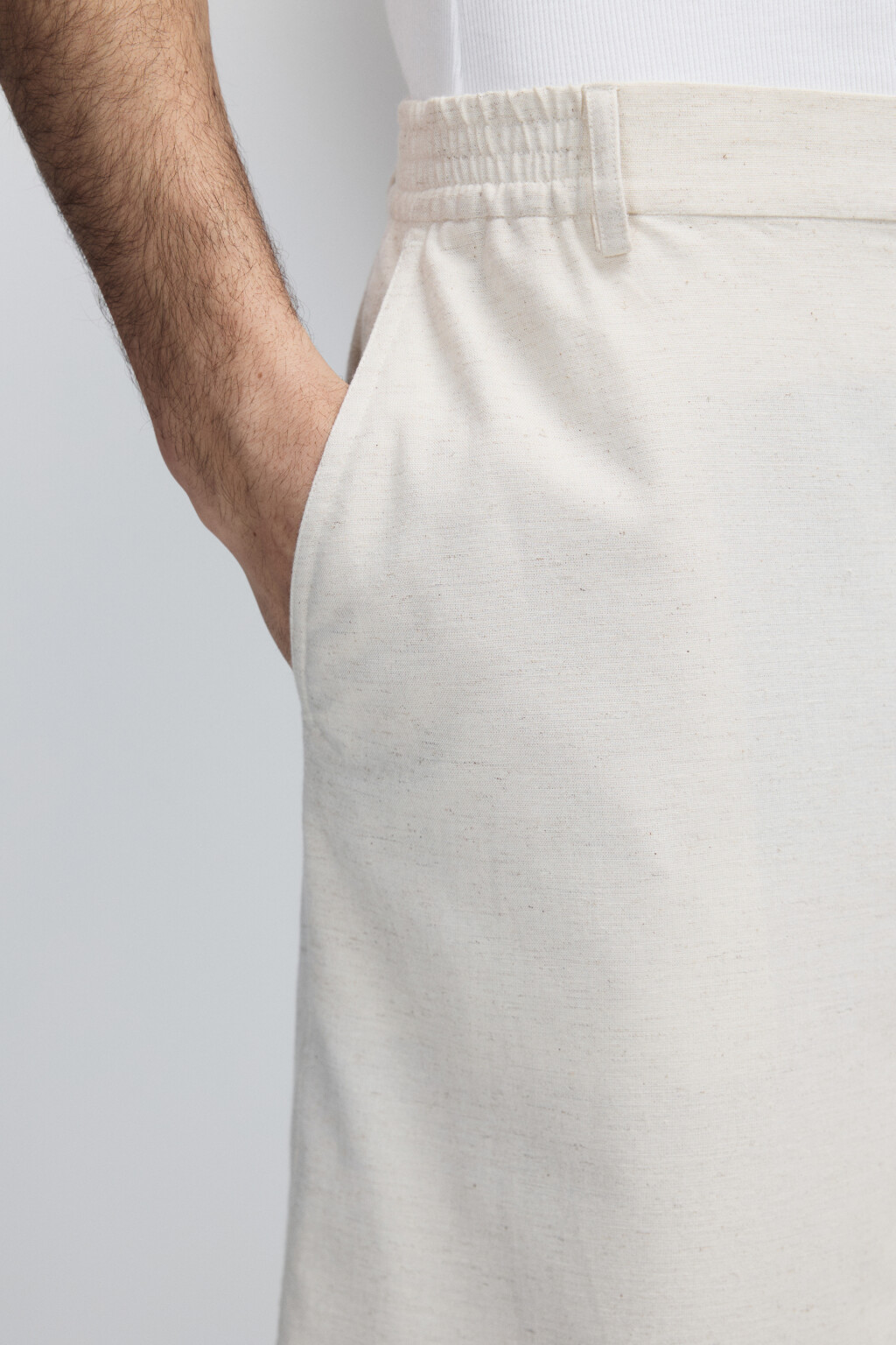 Шорты костюмные из льняной ткани - цвет молочный - 7