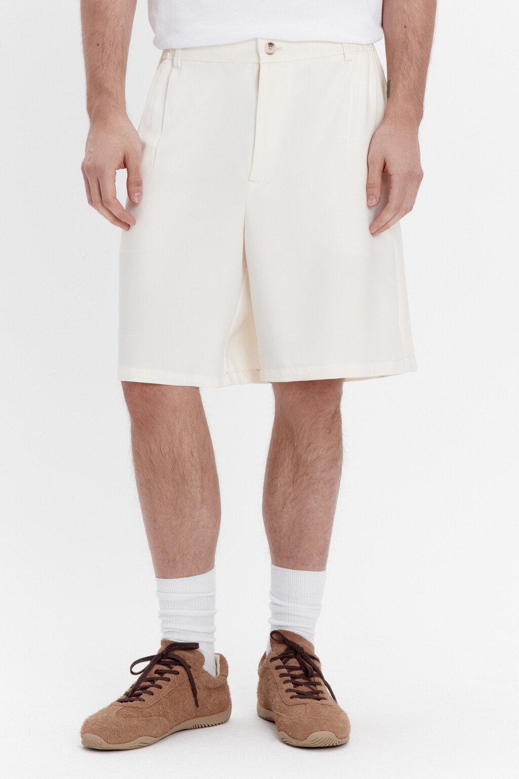 Шорты-бермуды костюмные со складками на поясе - цвет бежевый - 2
