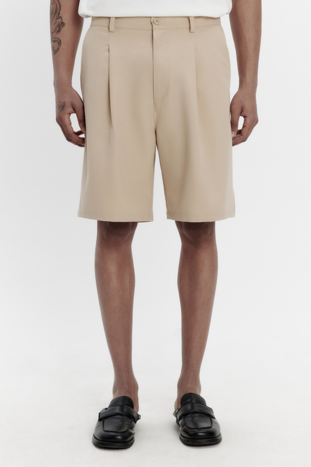 Шорты костюмные со складками на поясе - цвет коричневый - 2