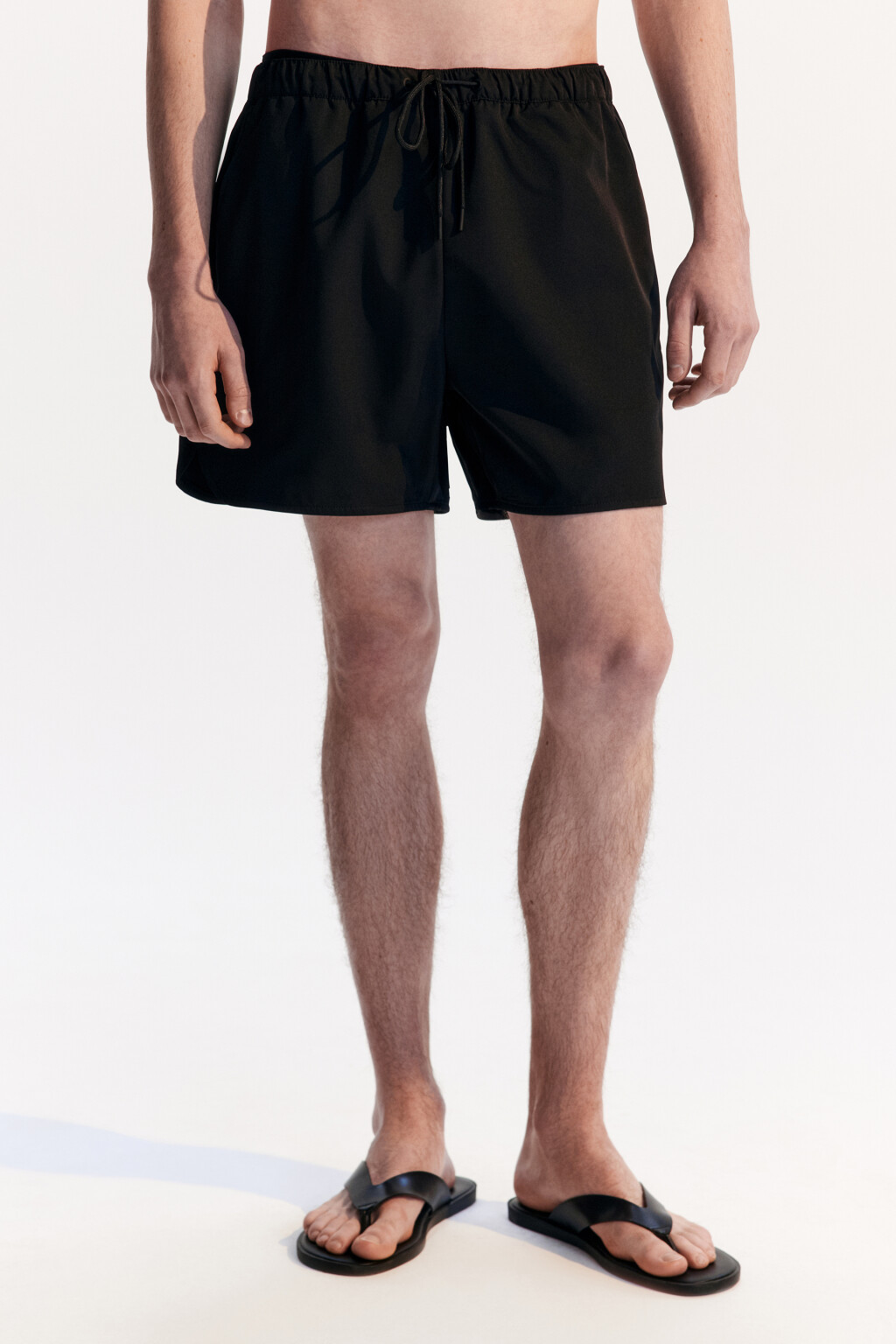 Шорты купальные на завязках - цвет черный - 2