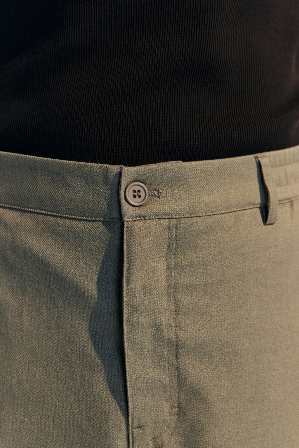 Шорты льняные с резинкой на поясе - цвет зеленый - 6