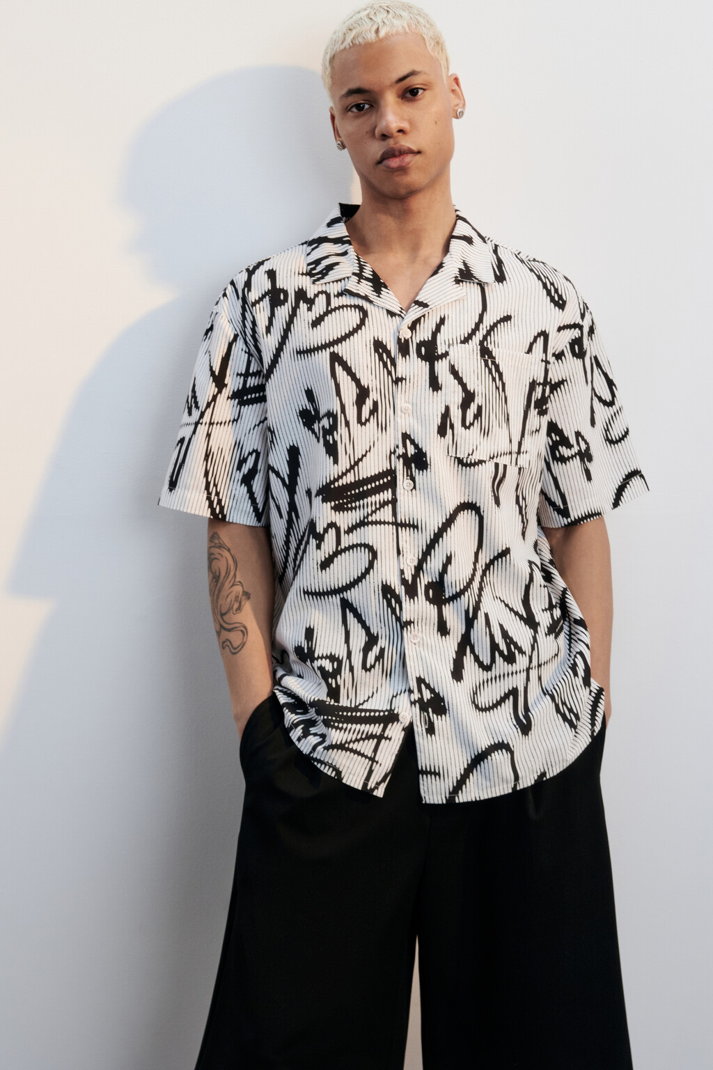 Рубашка oversize с принтом-граффити - цвет черный - 2