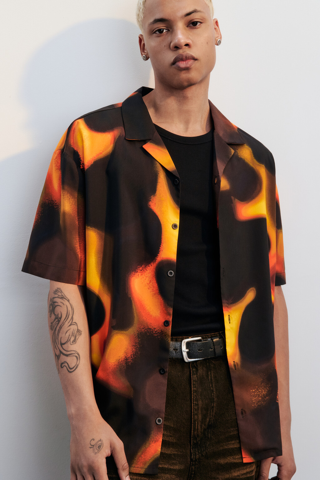 Рубашка oversize с огненным принтом - цвет мультиколор - 2