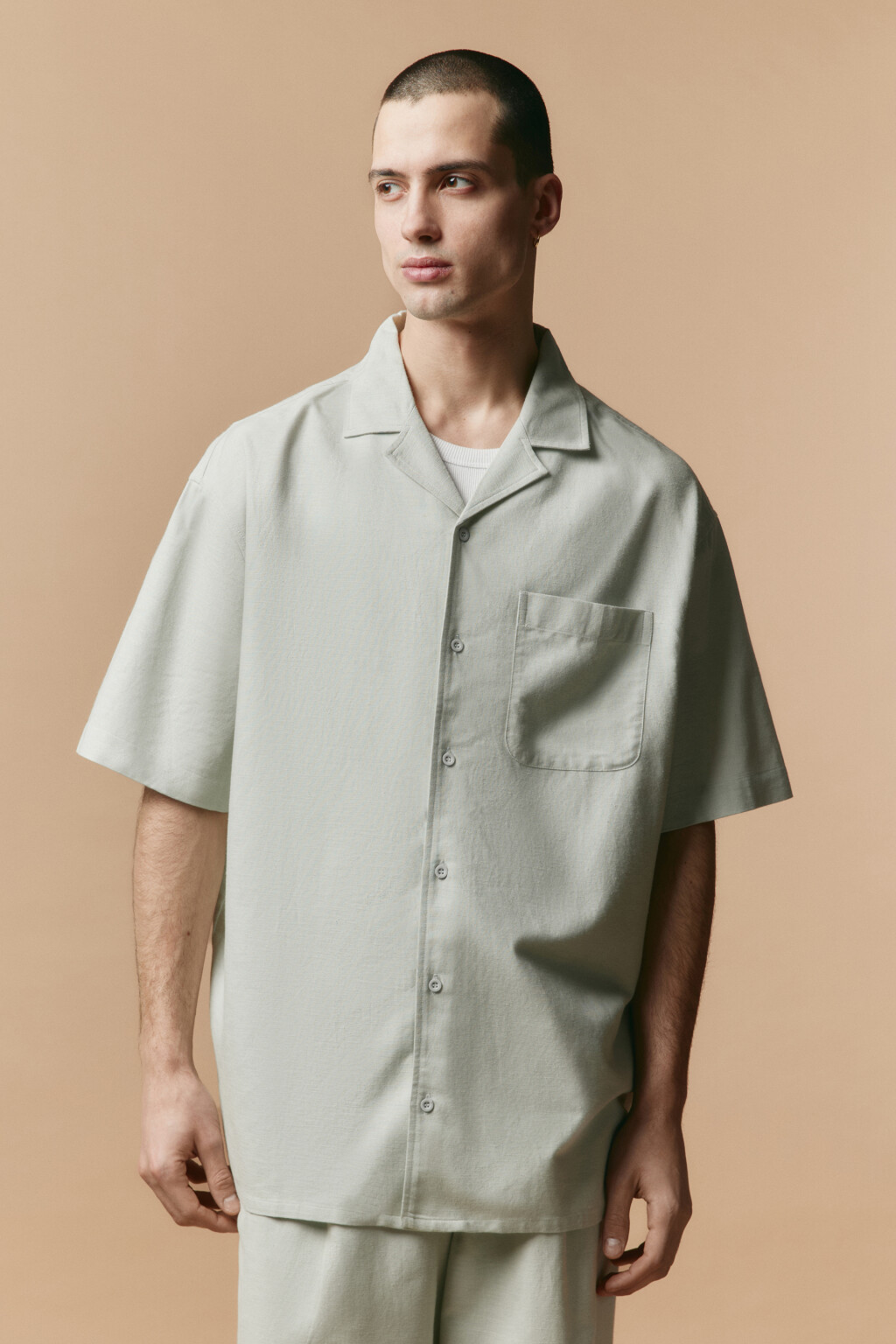 Рубашка льняная с коротким рукавом - цвет зеленый - 2