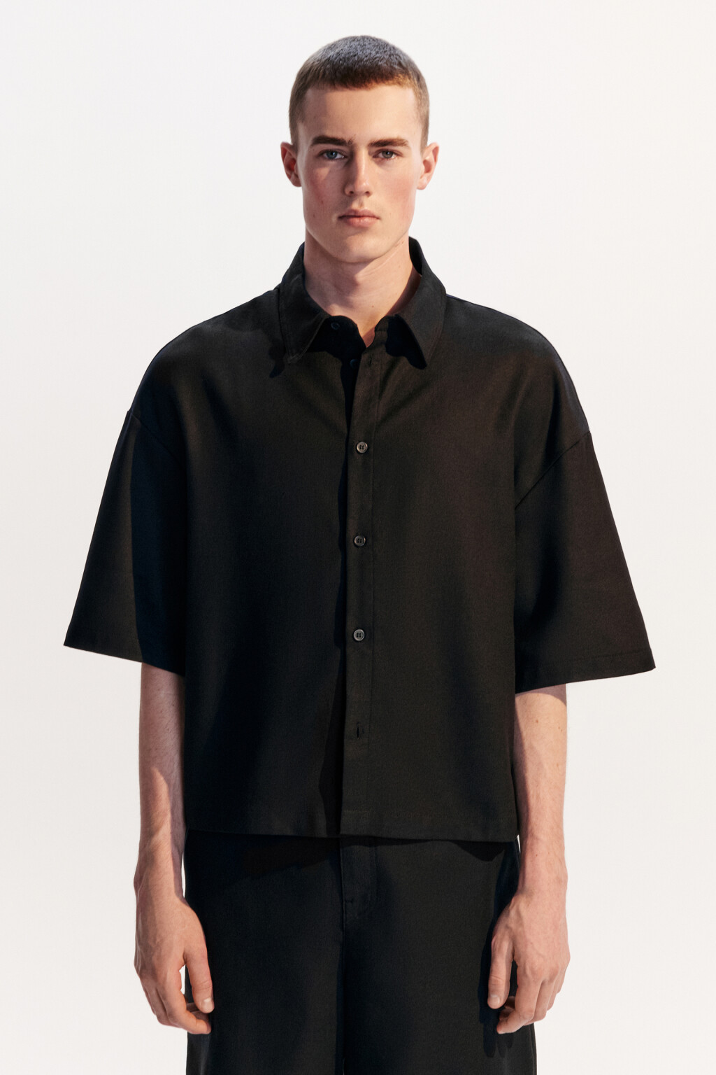 Рубашка льняная с коротким рукавом - цвет черный - 3