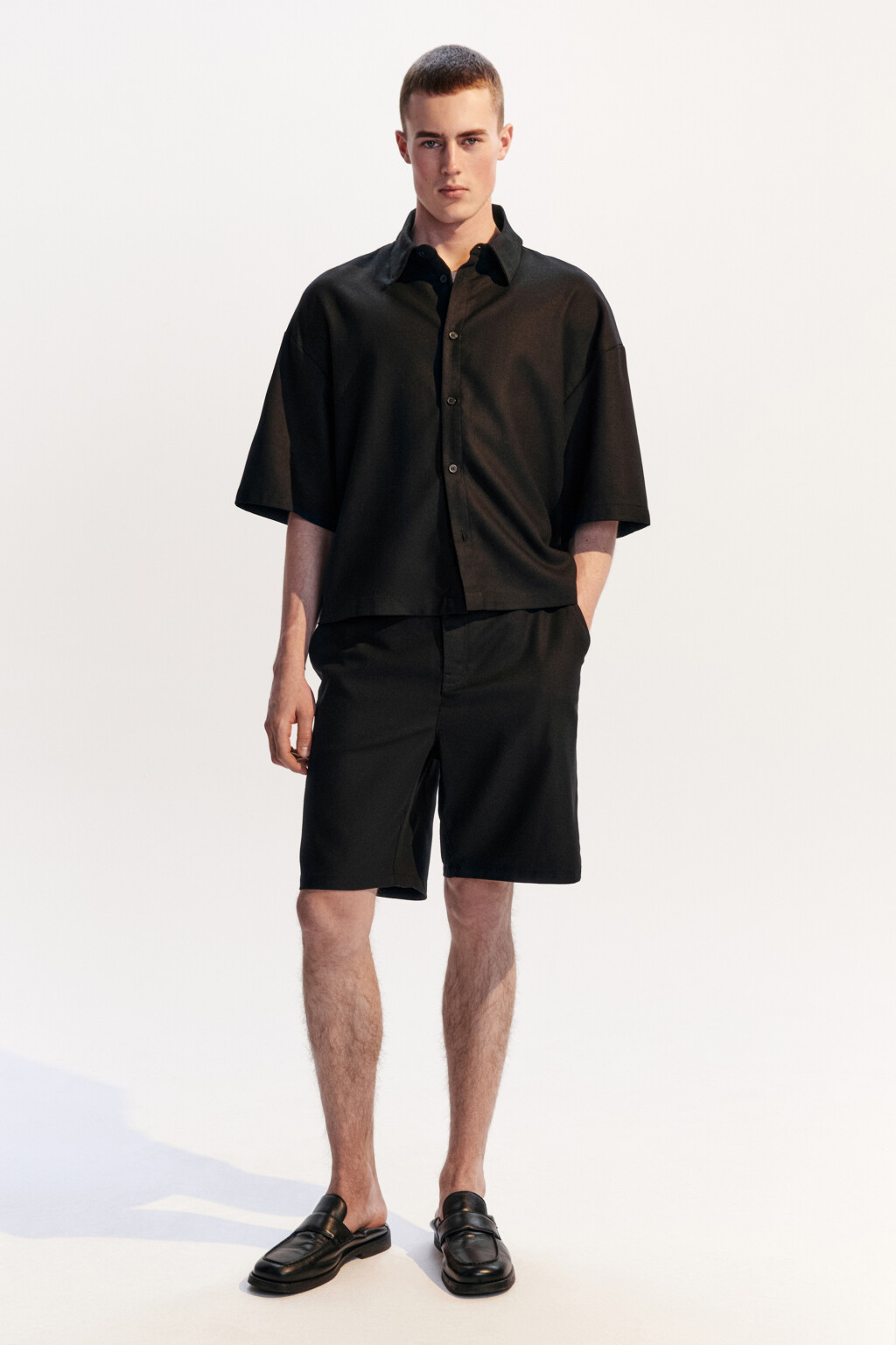 Рубашка льняная с коротким рукавом - цвет черный - 5