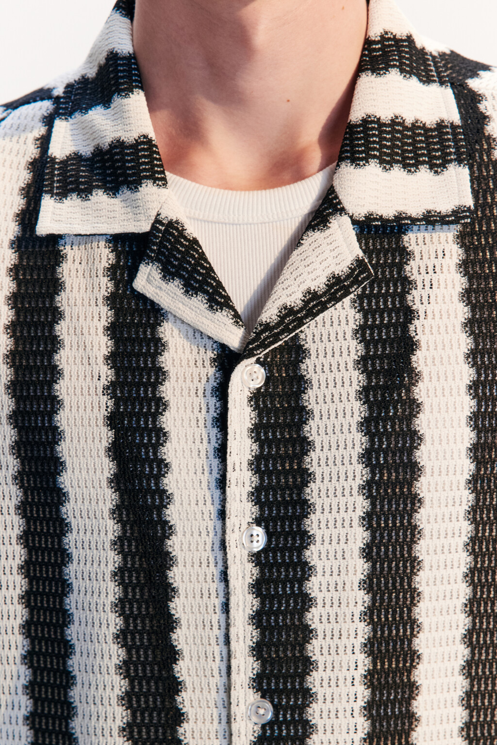 Рубашка ажурная в полоску - цвет черный - 6