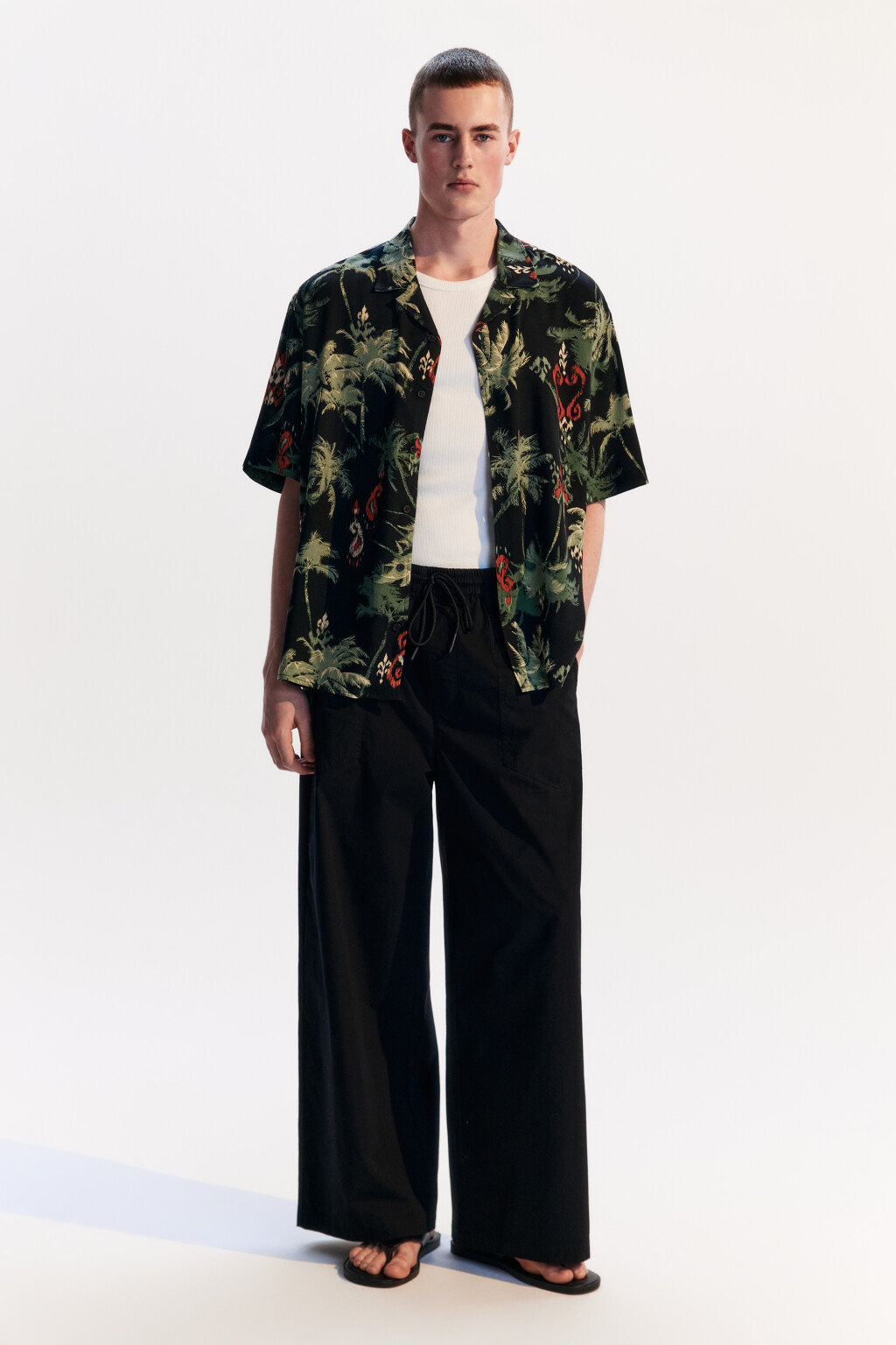 Рубашка oversize вискозная с принтом - цвет черный - 4