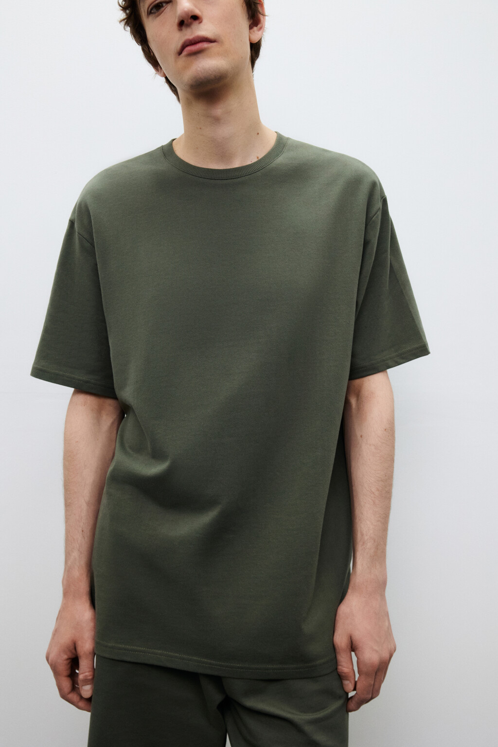 Футболка базовая из хлопкового трикотажа - цвет зеленый - 1