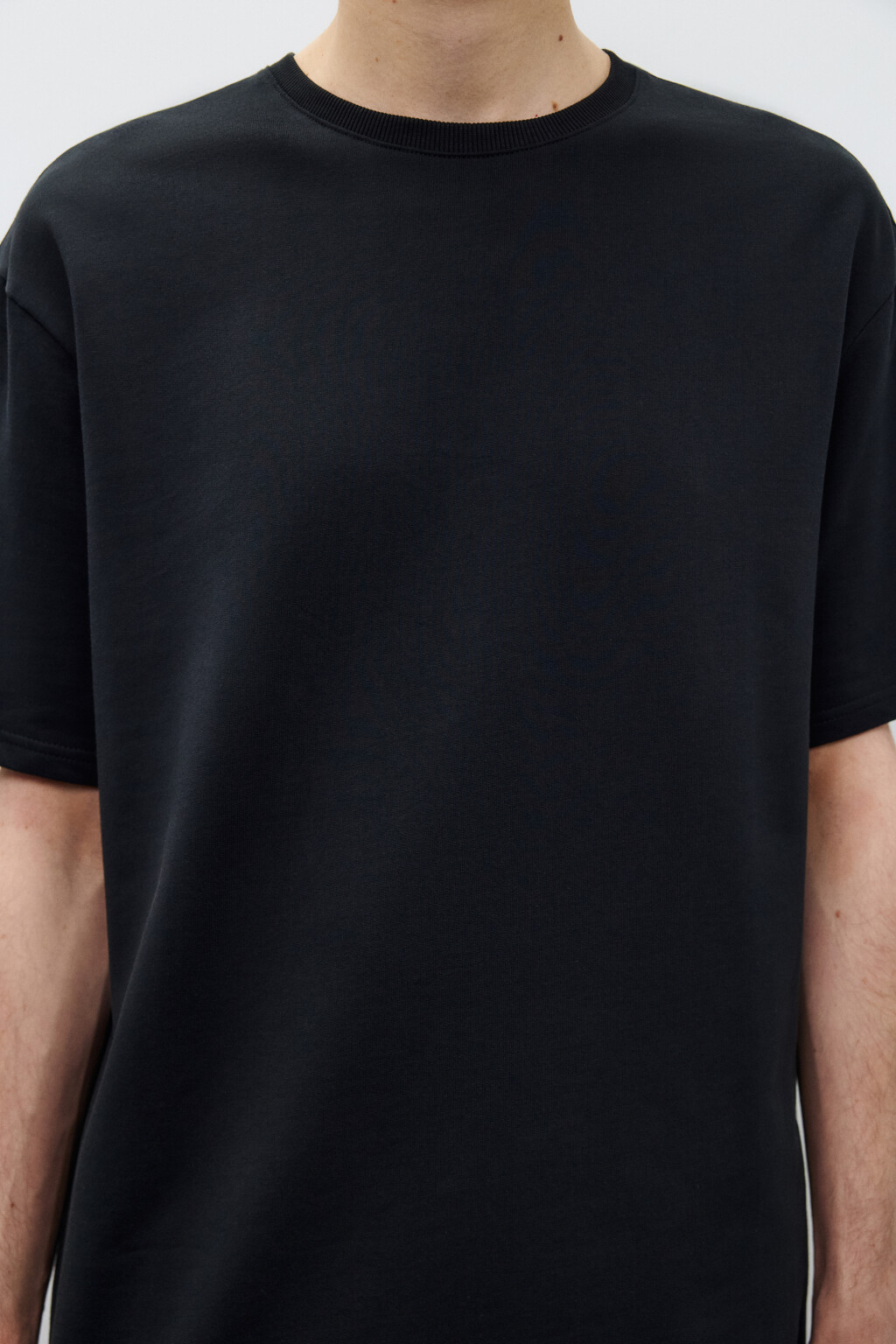 Футболка базовая из хлопкового трикотажа - цвет черный - 5