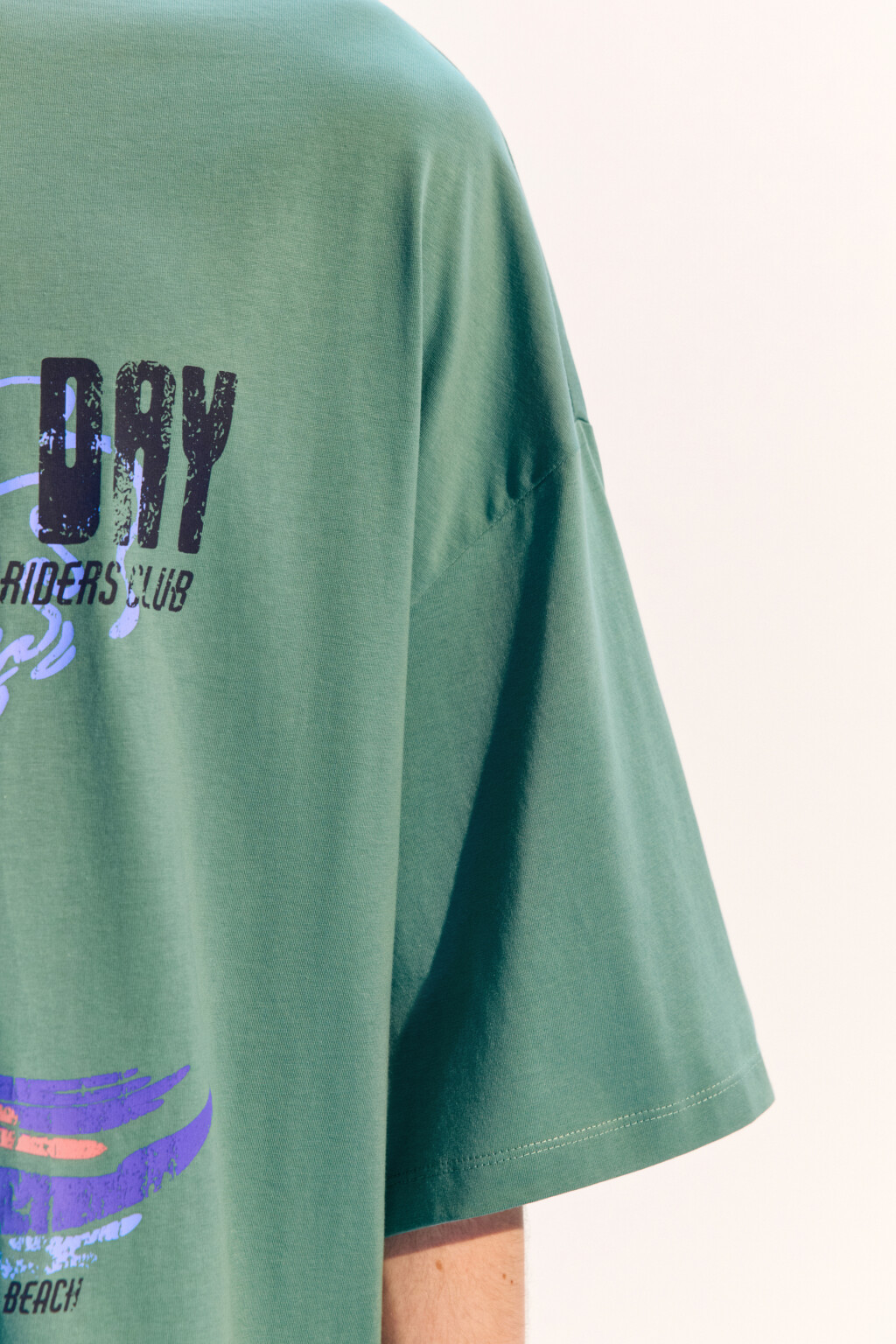 Футболка хлопковая с принтом - цвет зеленый - 6