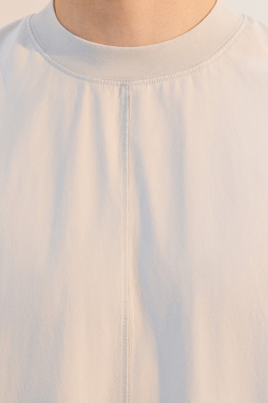 Футболка хлопковая с обрезанными рукавами - цвет белый - 6