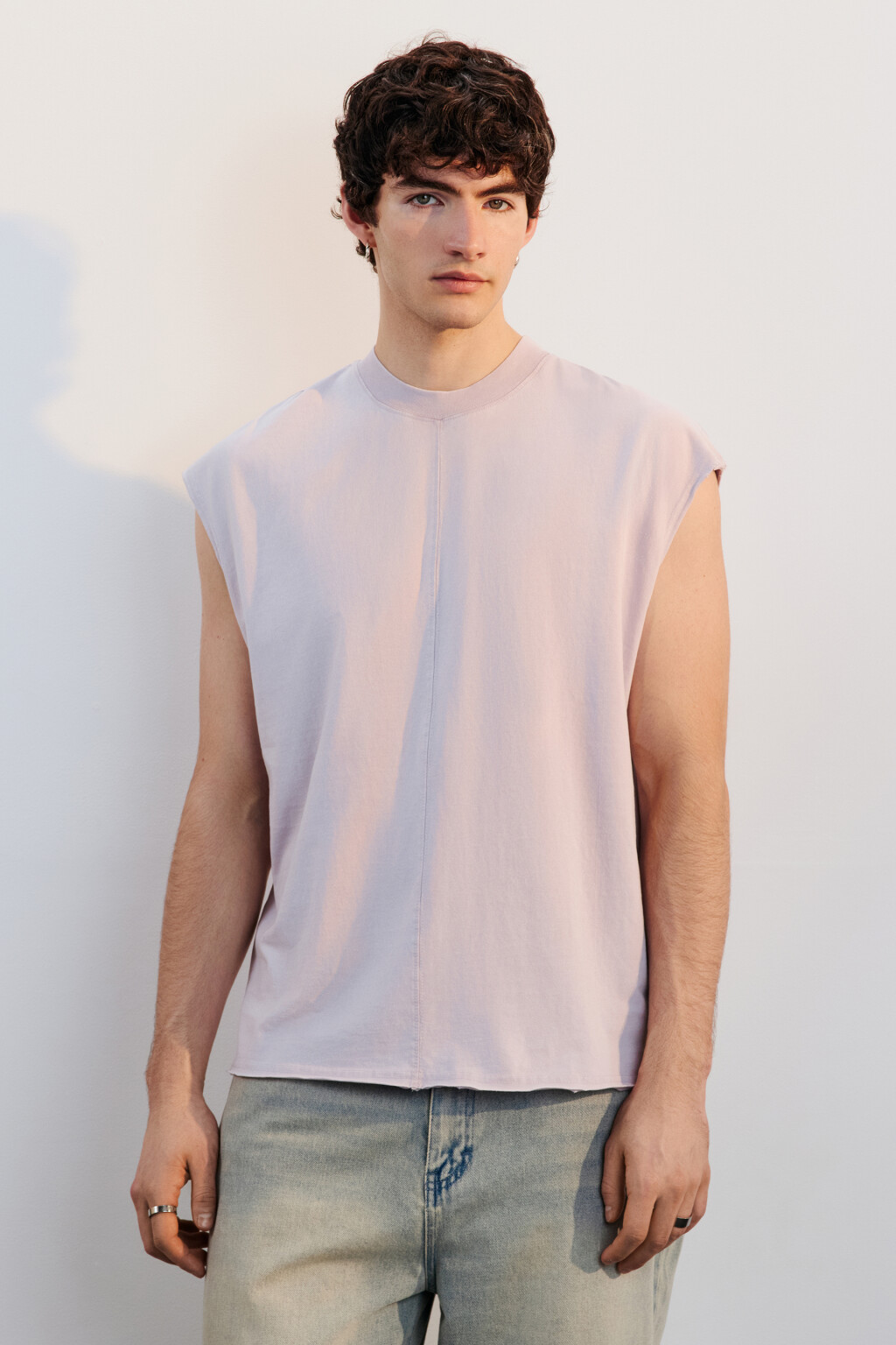 Футболка хлопковая с обрезанными рукавами - цвет розовый - 3