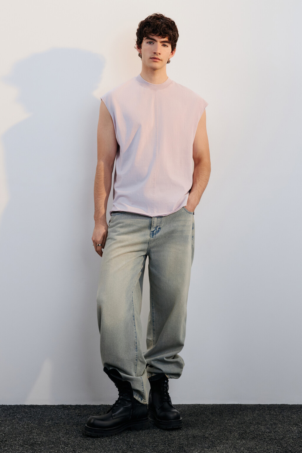 Футболка хлопковая с обрезанными рукавами - цвет розовый - 5