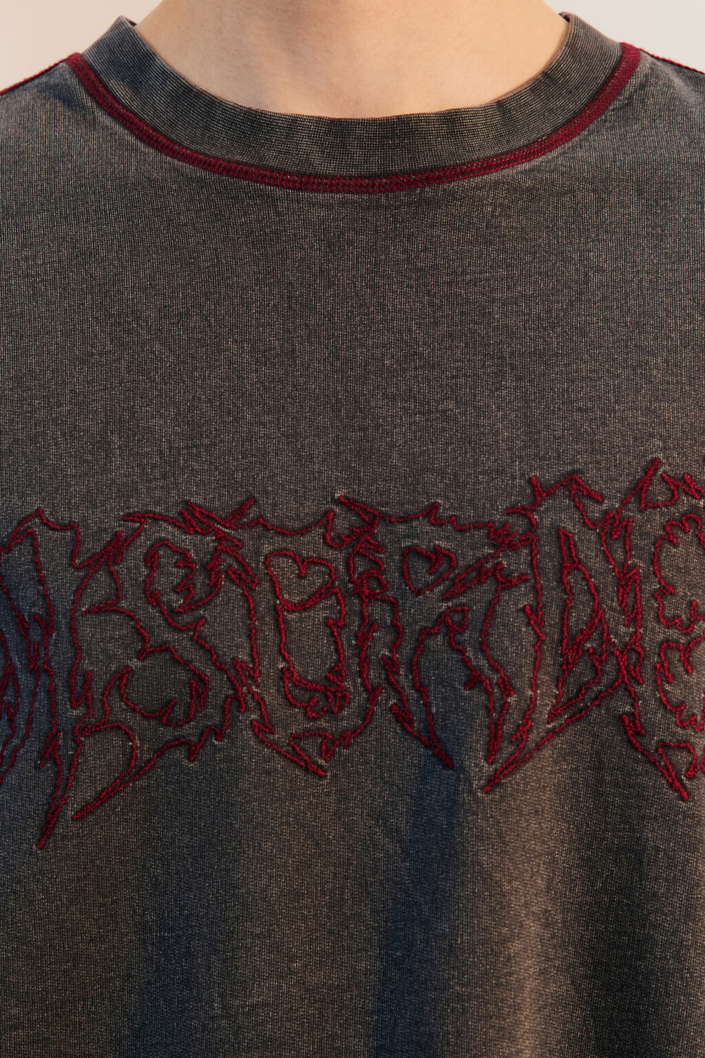 Футболка с вареным эффектом и надписью - цвет серый - 6