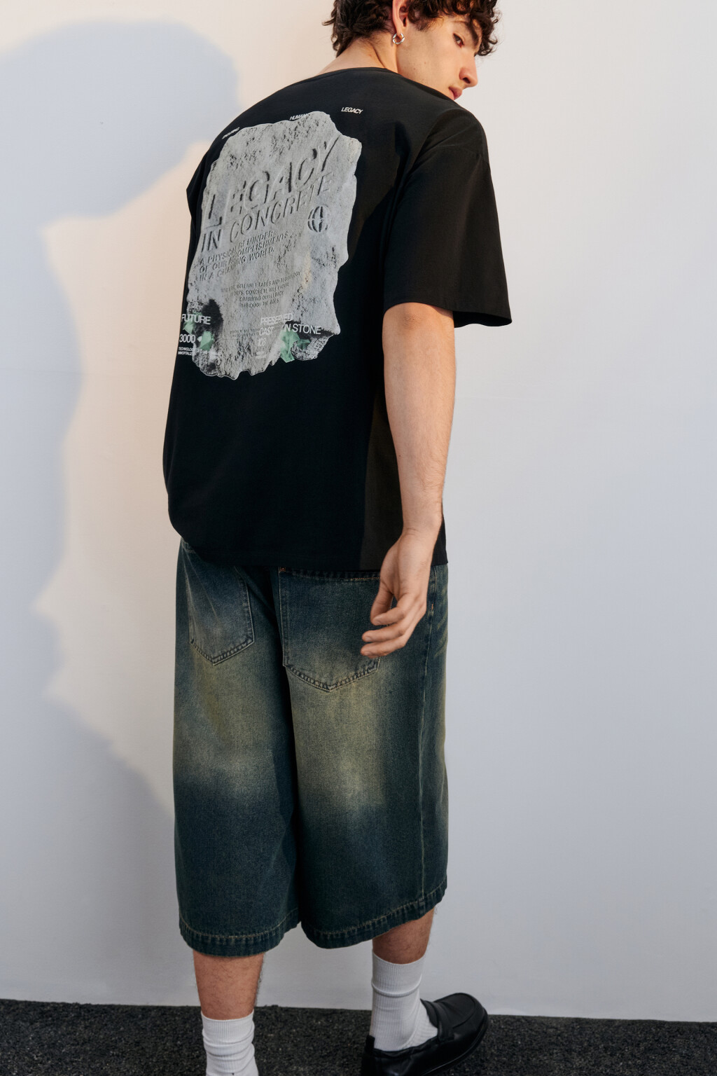 Футболка хлопковая с принтом - цвет черный - 2