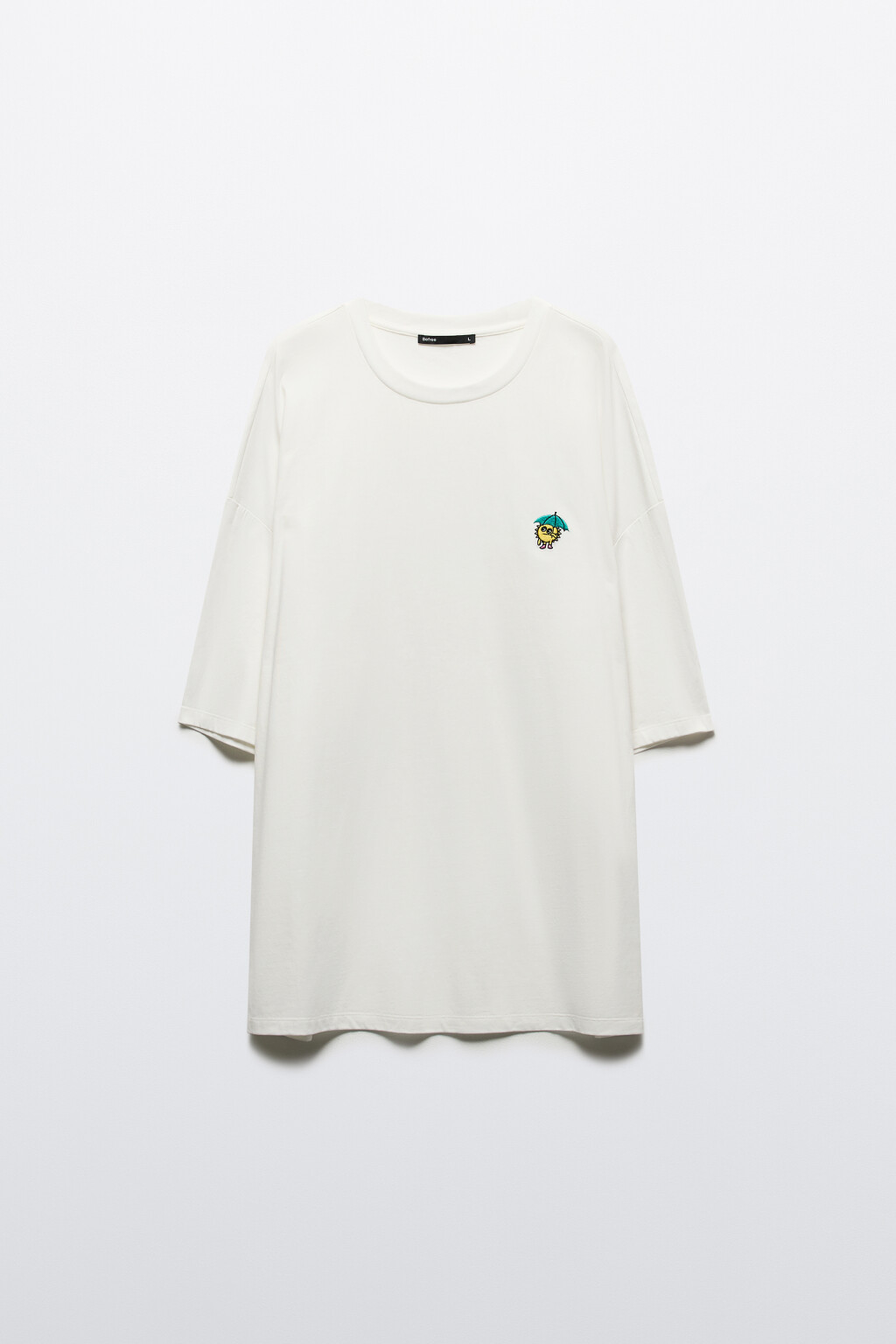 Футболка oversize с маленькой вышивкой - цвет белый - 8