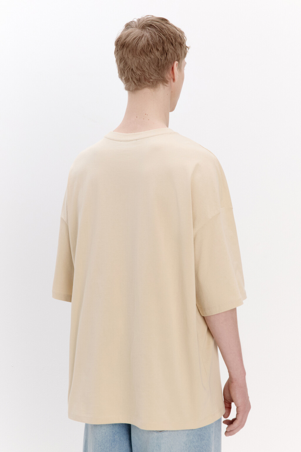 Футболка oversize из плотного хлопка - цвет бежевый - 4