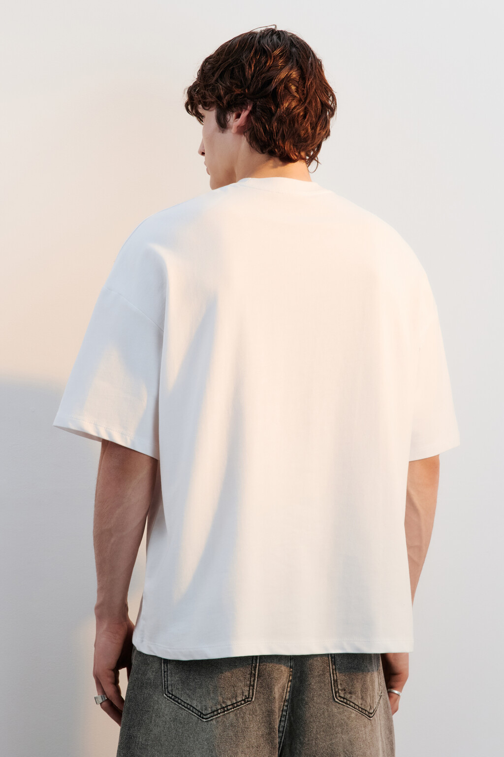 Футболка oversize с принтом-надписью - цвет белый - 4