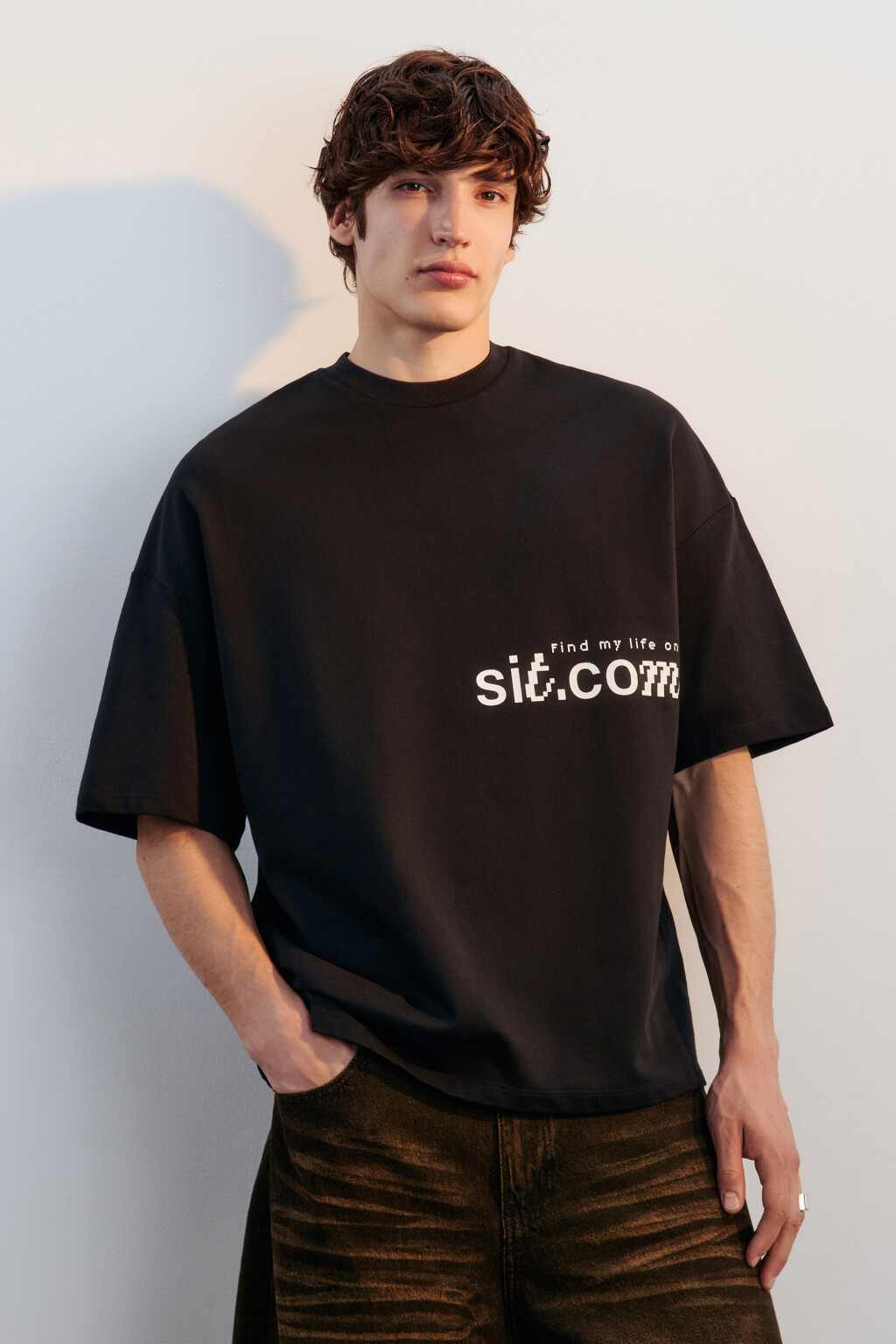 Футболка oversize с принтом-надписью - цвет черный - 3