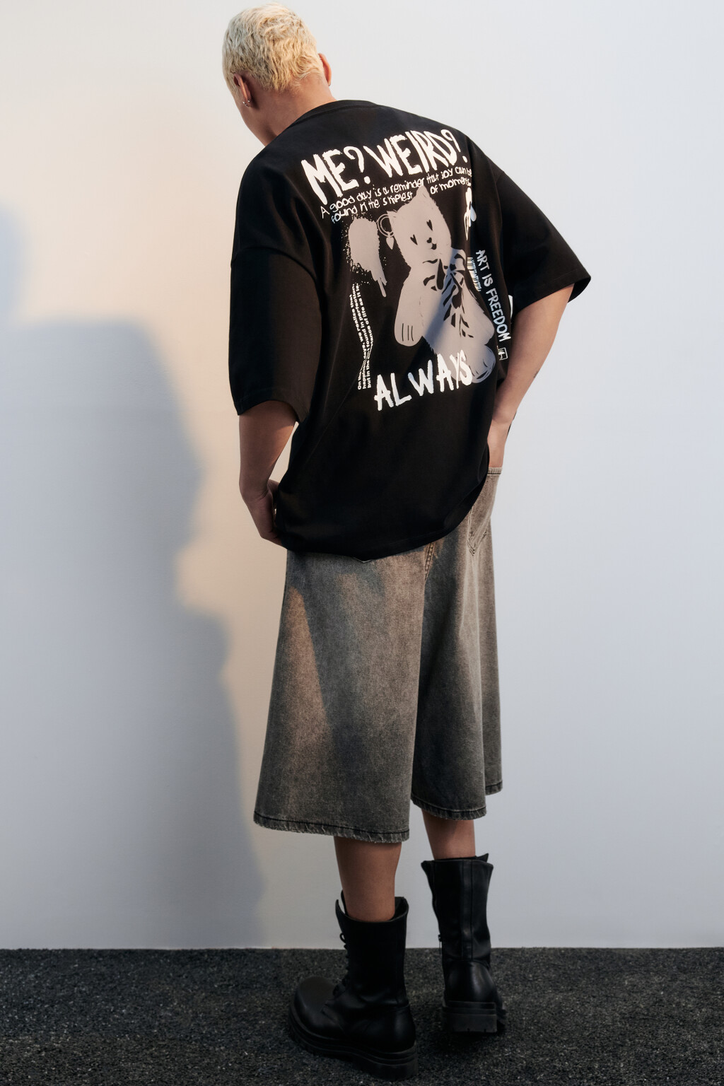 Футболка oversize с принтом в стиле граффити - цвет черный - 2