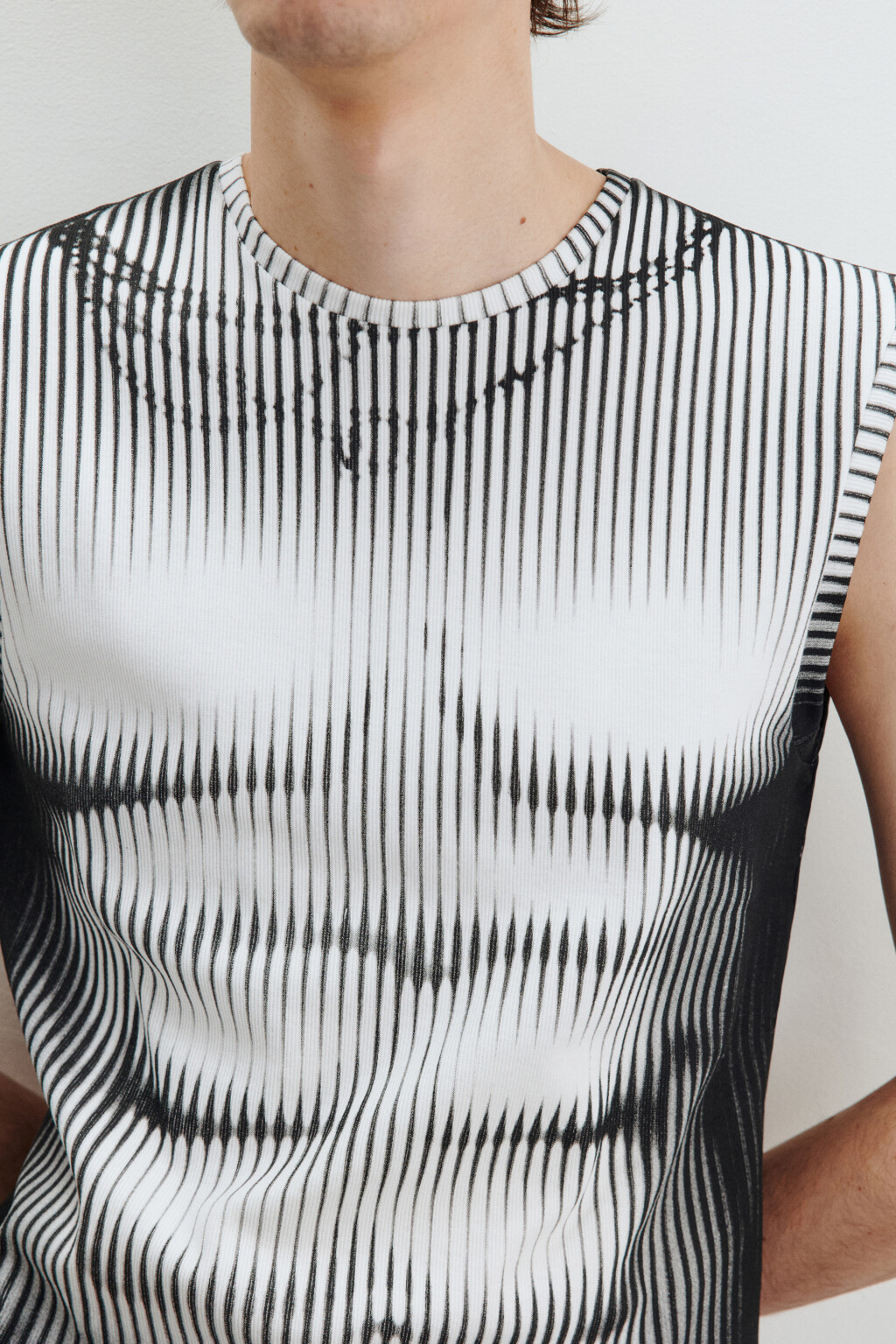 Майка хлопковая облегающая с принтом - цвет серый - 6