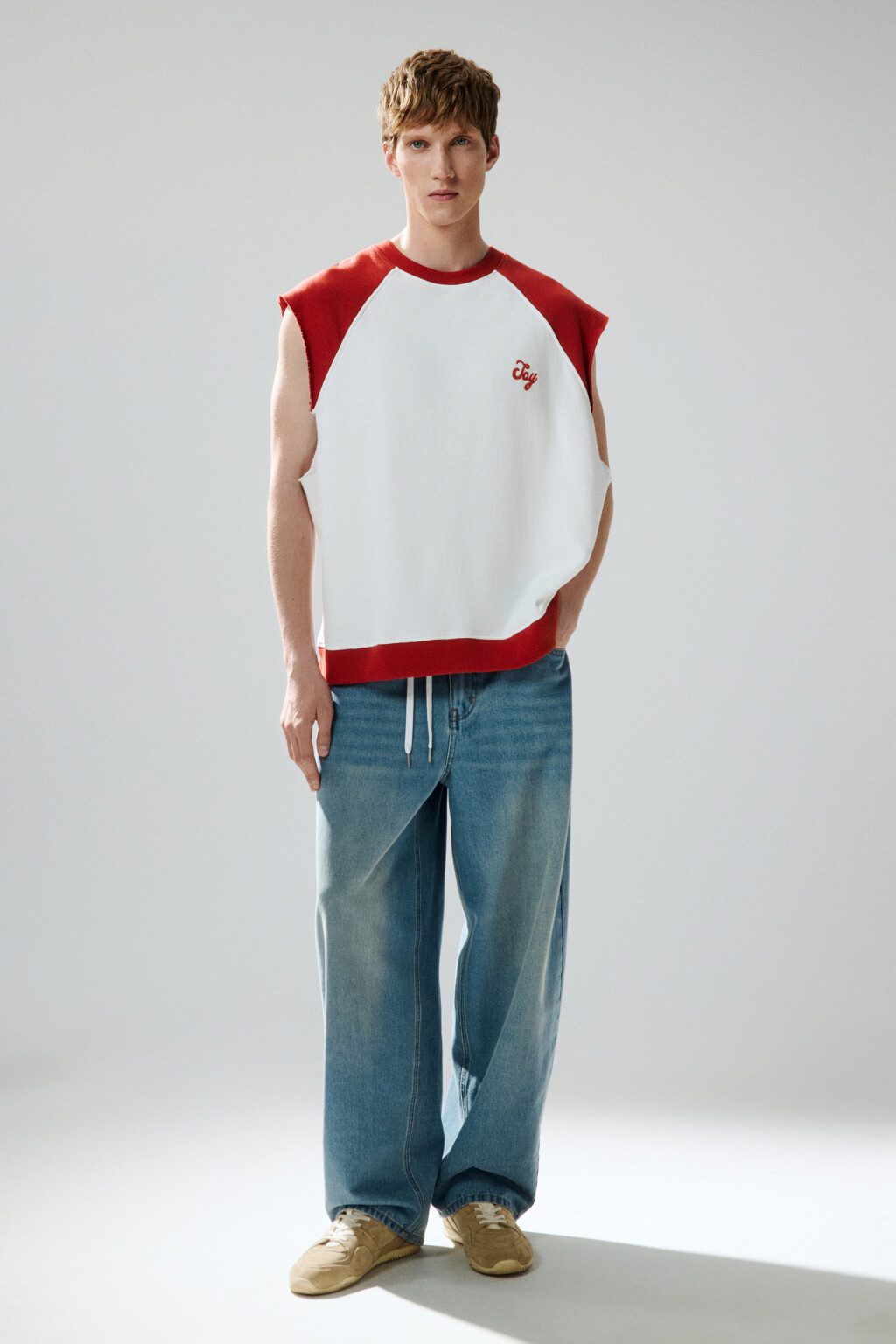 Футболка с обрезанными рукавами - цвет бежевый - 5