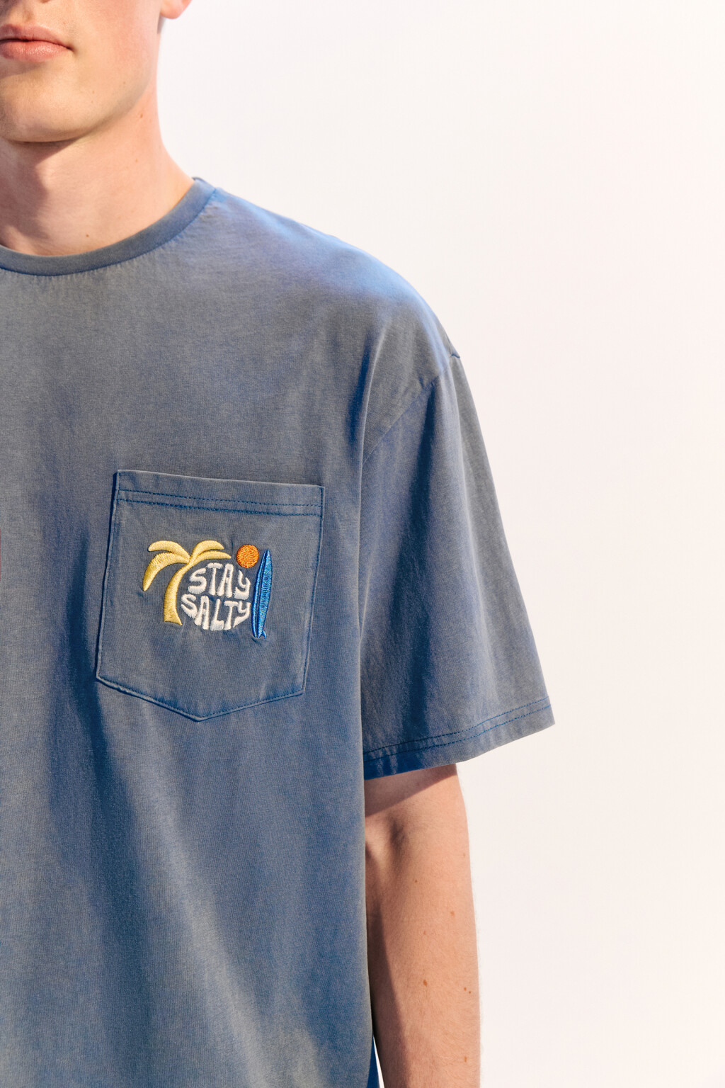 Футболка oversize с карманом и принтом - цвет синий - 6