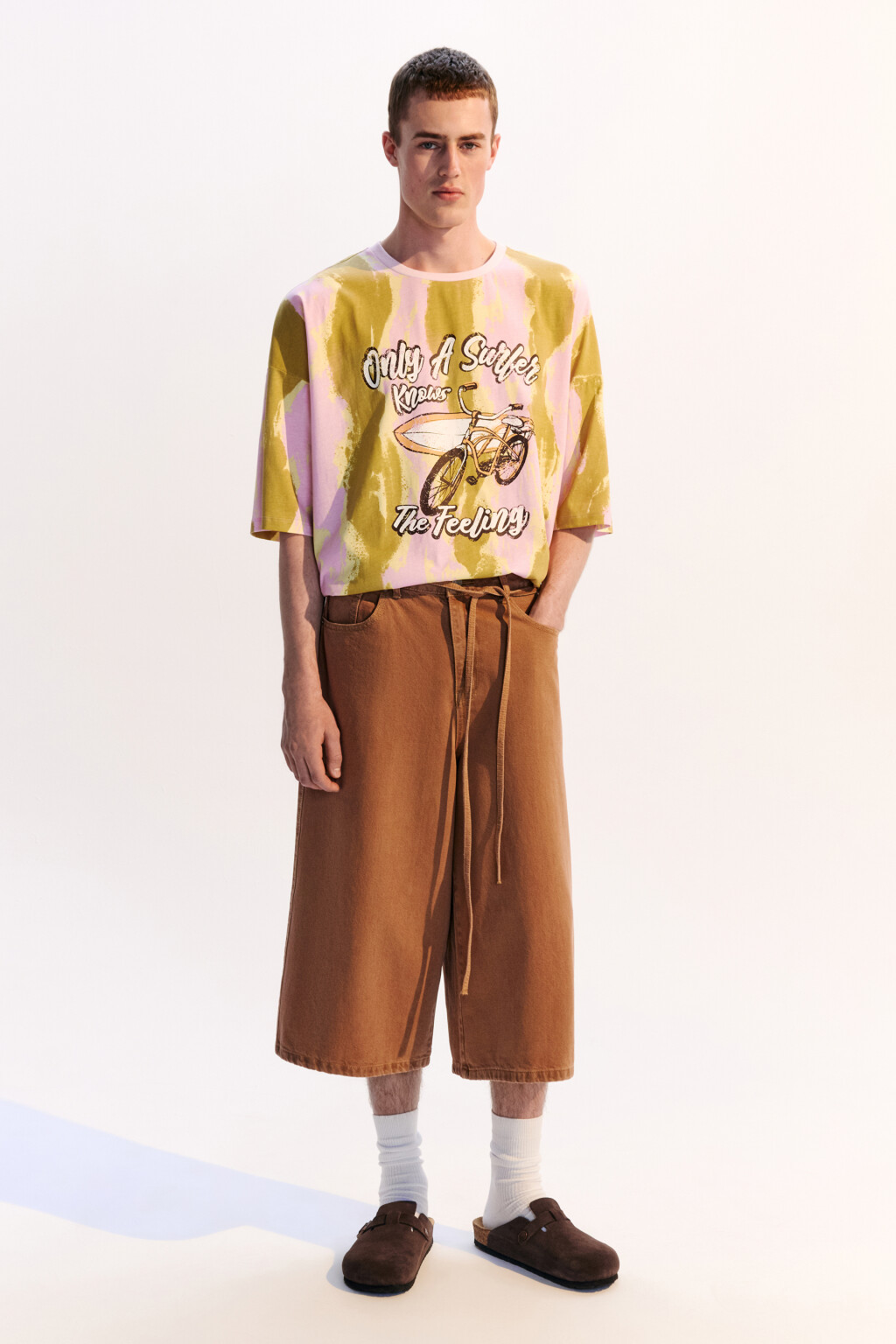 Футболка oversize с эффектом тай-дай и принтом - цвет розовый - 4