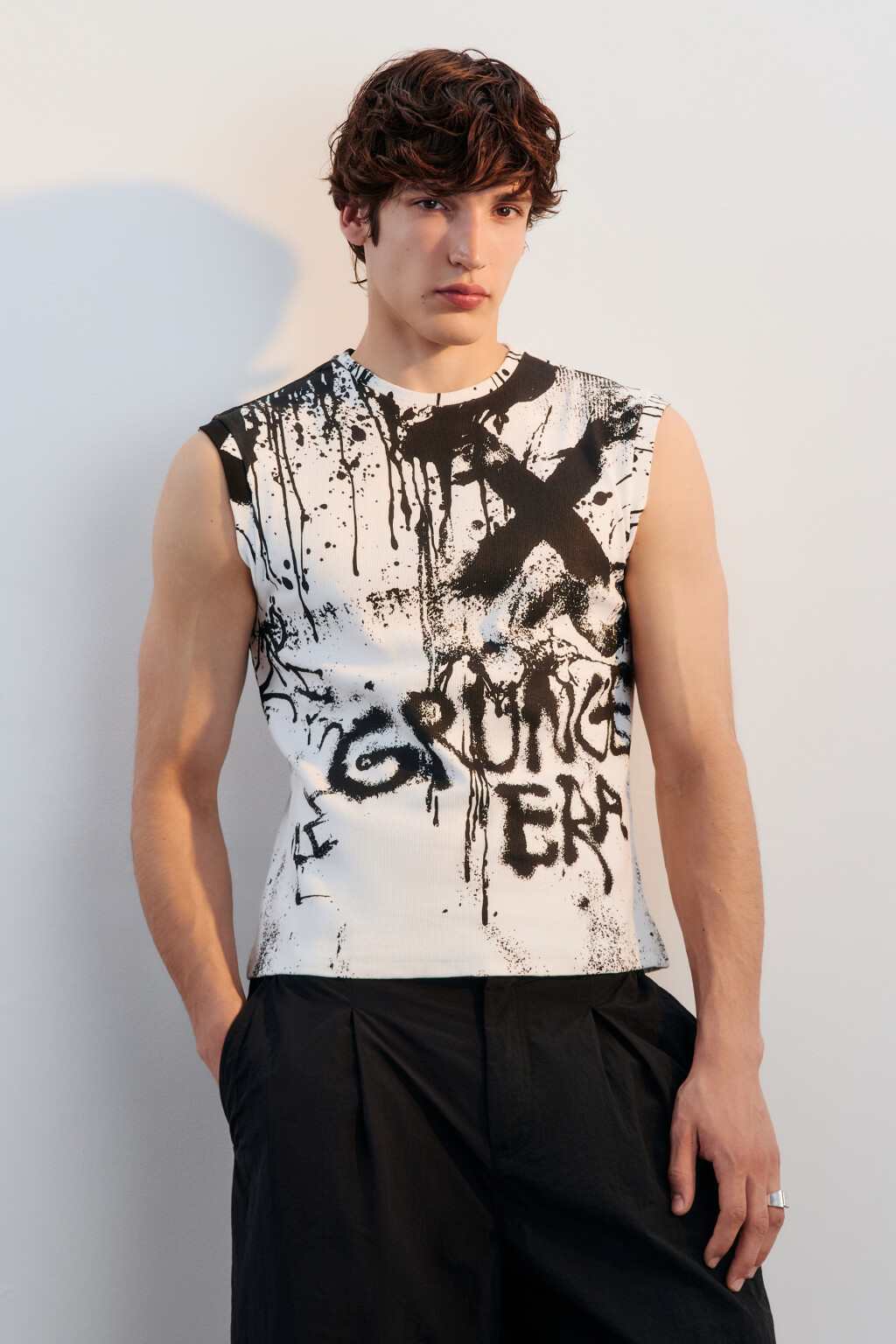 Майка хлопковая с принтом - цвет черный - 2