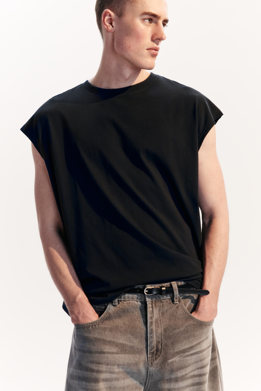 Футболка хлопковая без рукавов - цвет черный - 2