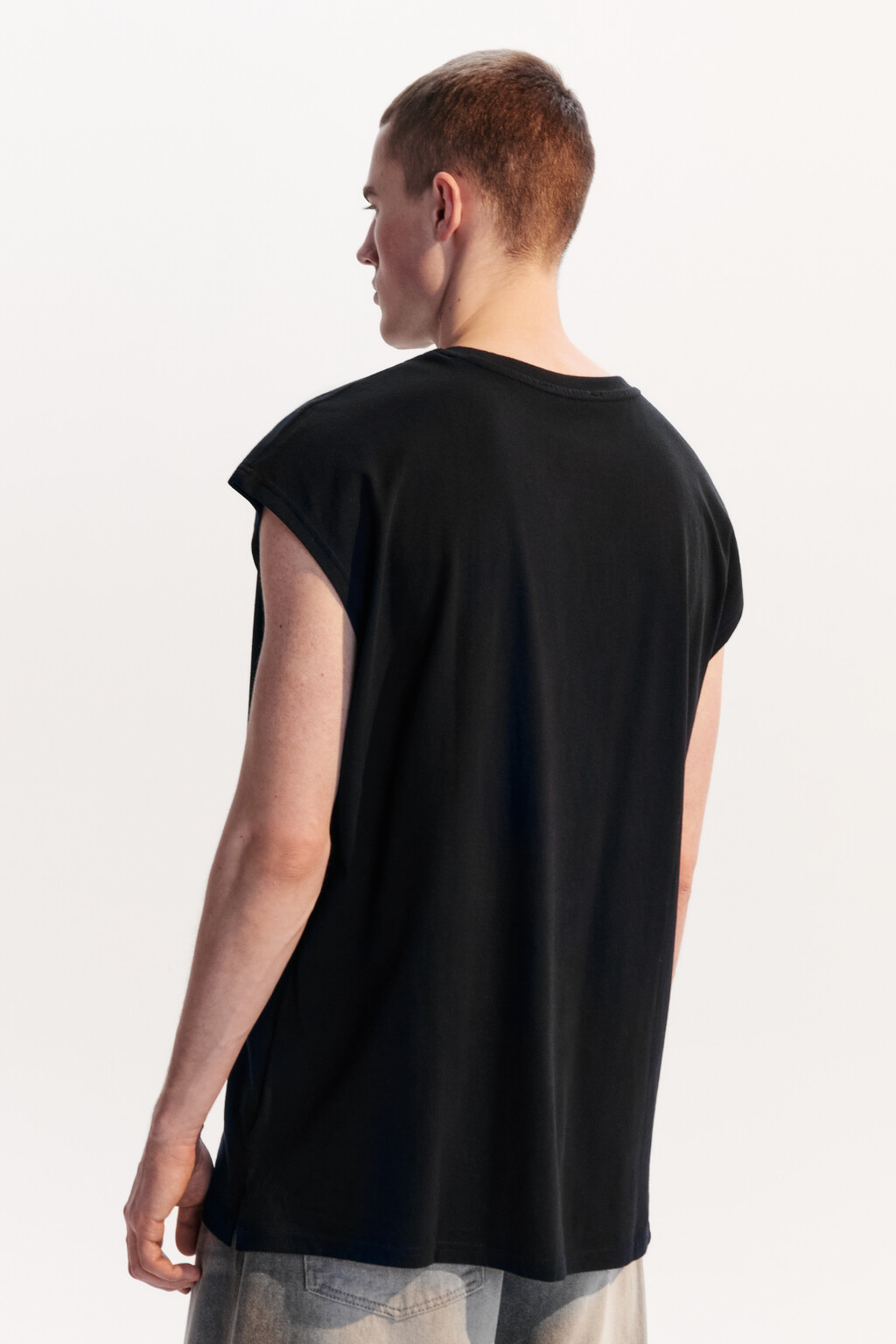 Футболка хлопковая без рукавов - цвет черный - 4