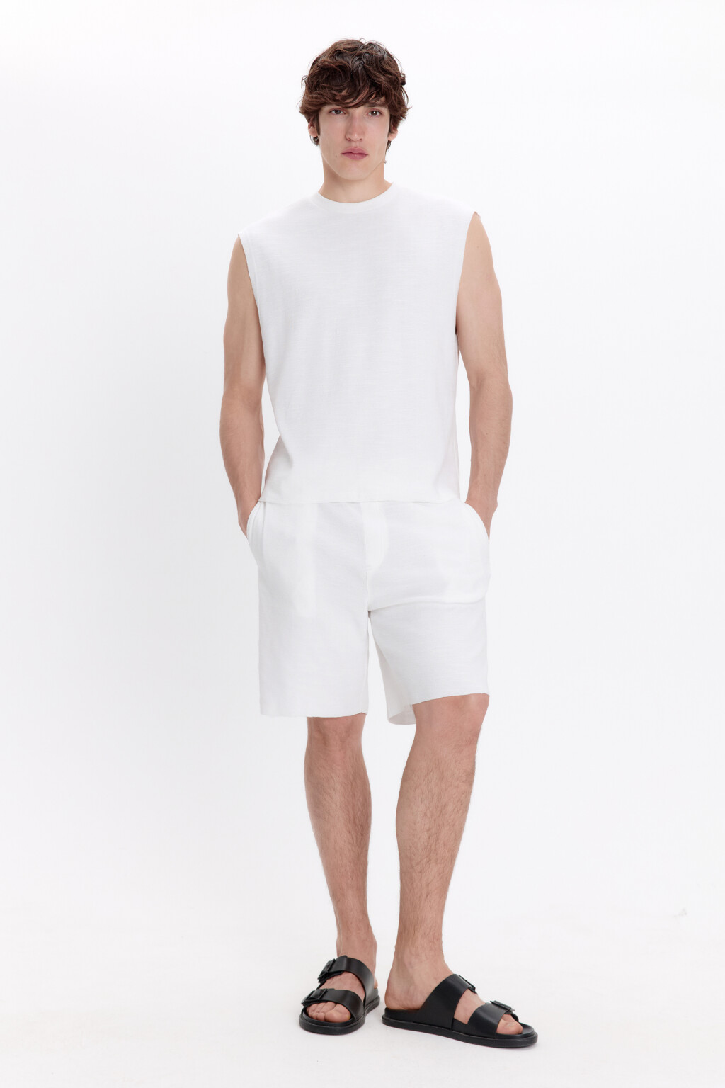 Майка свободная с обрезанными краями - цвет белый - 4