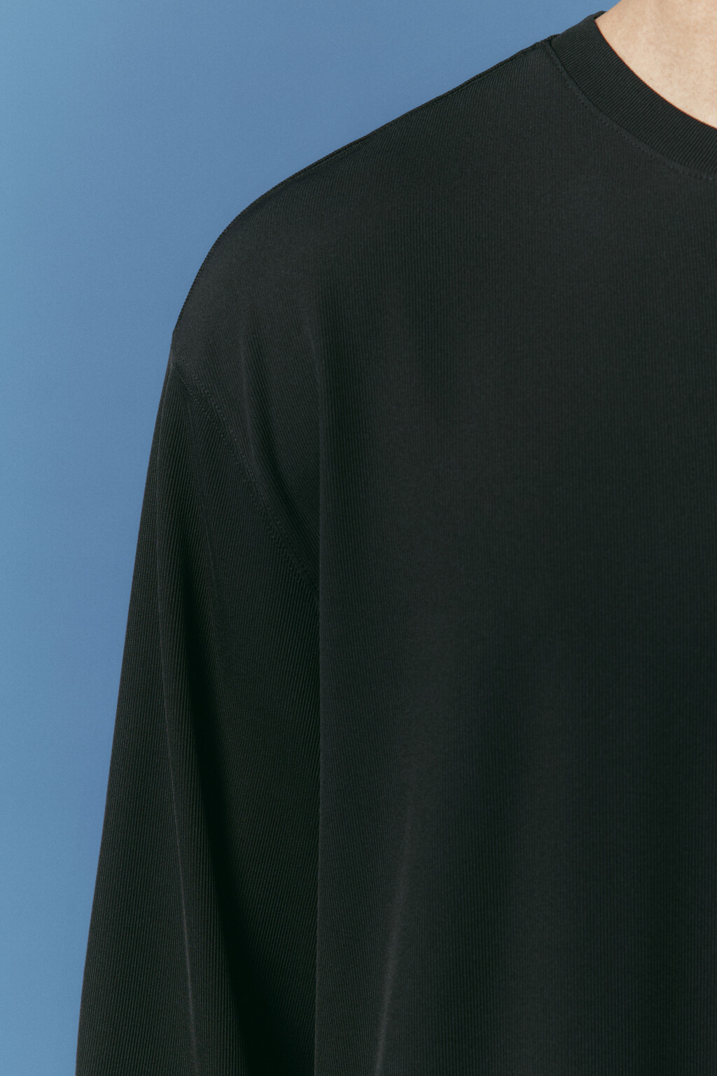 Лонгслив спортивный из гладкой ткани - цвет черный - 7