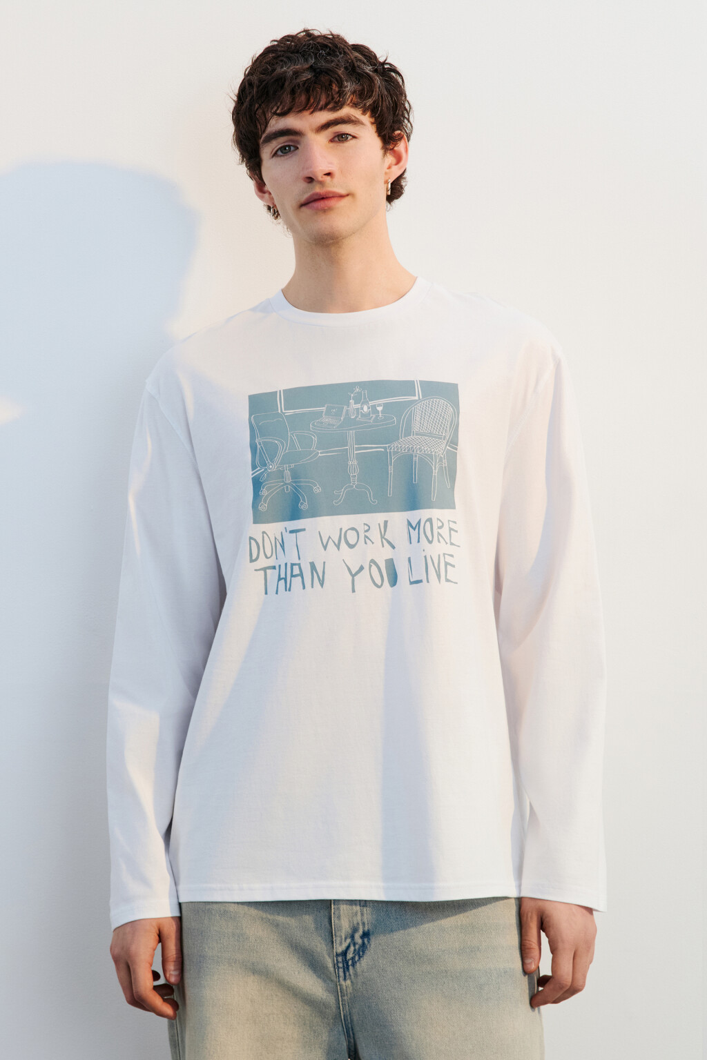 Лонгслив хлопковый с принтом - цвет белый - 2