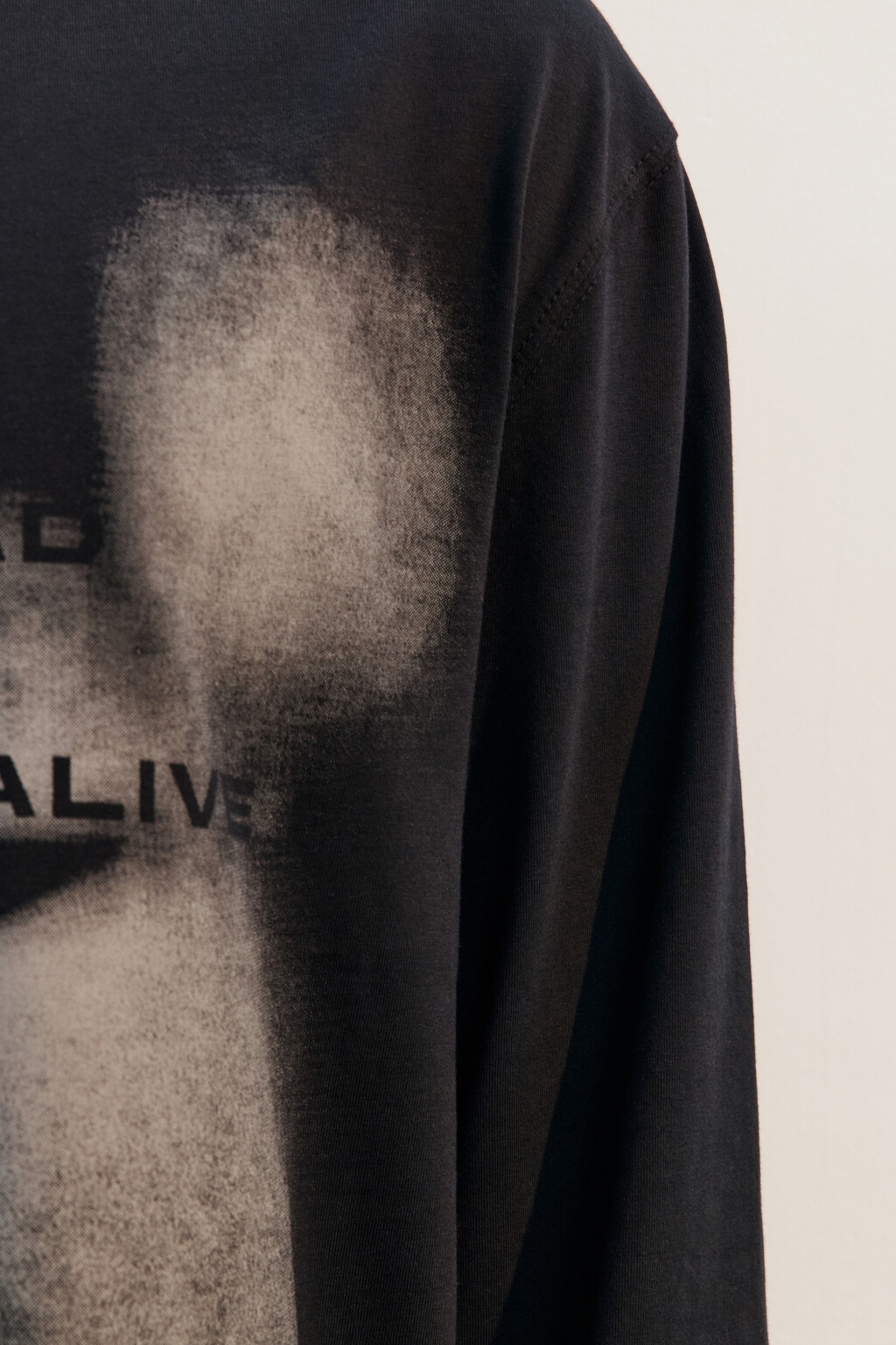 Лонгслив хлопковый с принтом - цвет черный - 7