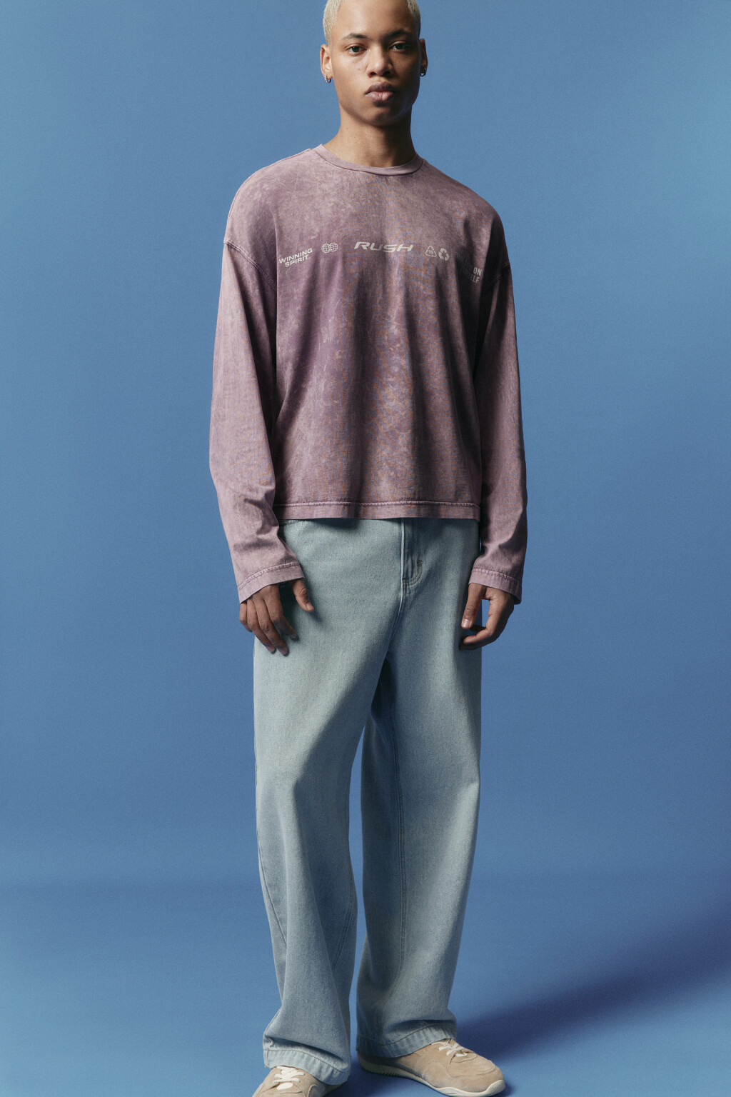 Лонгслив хлопковый с вареным эффектом и надписью - цвет фиолетовый - 2