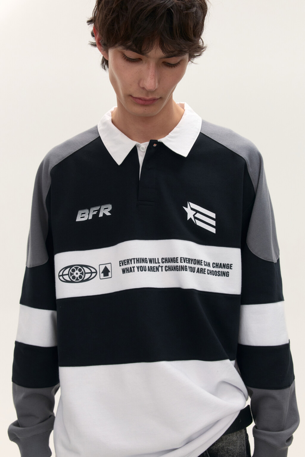 Свитшот с воротником и принтом - цвет черный - 1