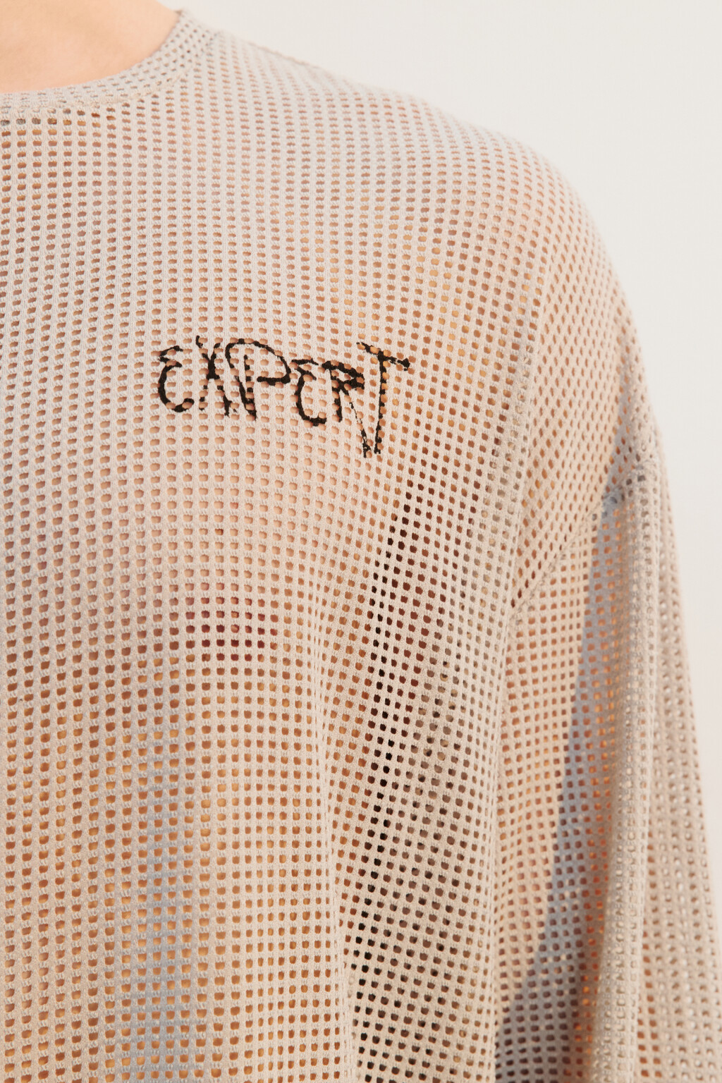 Лонгслив из сетки с принтом-надписью - цвет серый - 5