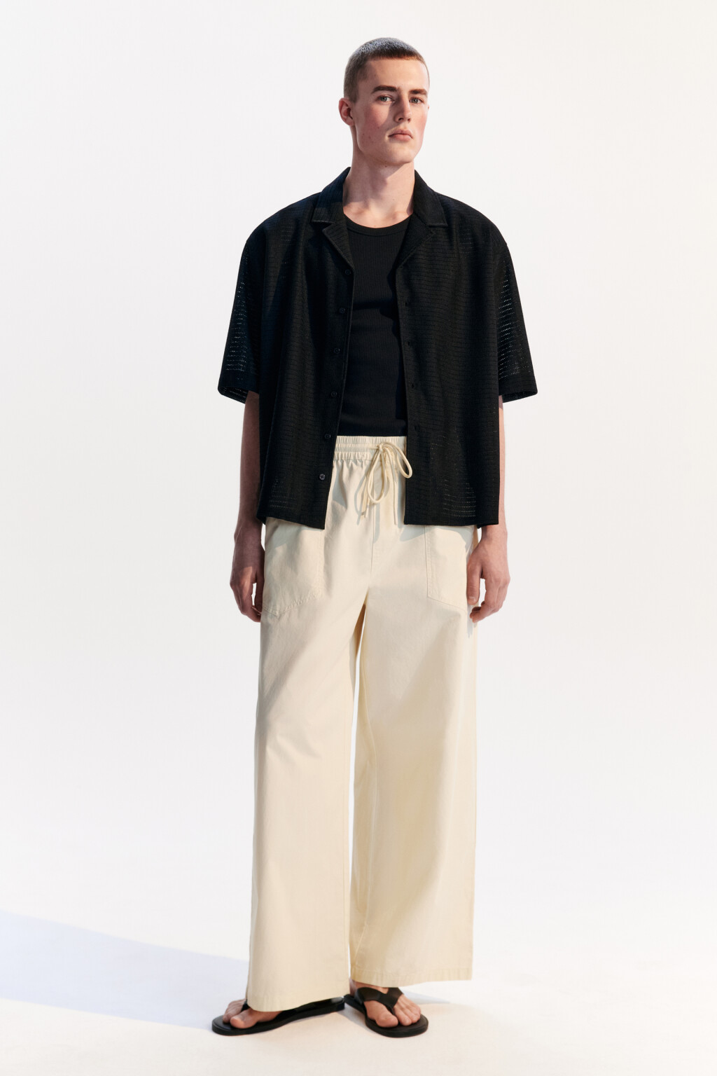 Рубашка ажурная с коротким рукавом - цвет черный - 5