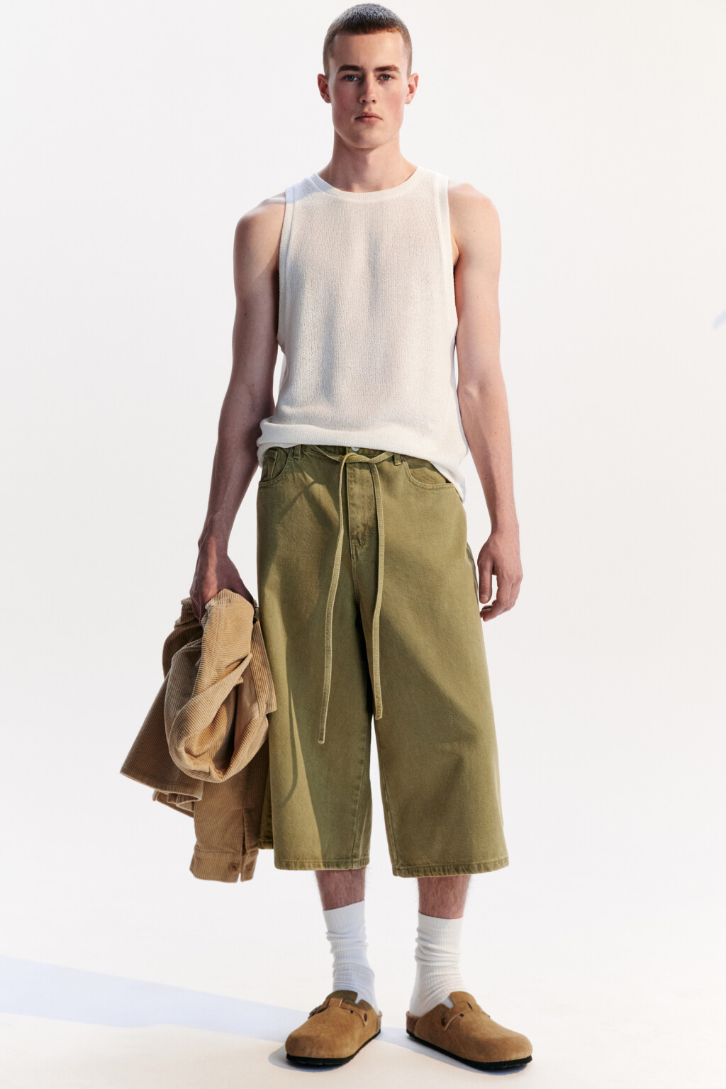 Майка свободная из сетки - цвет белый - 2