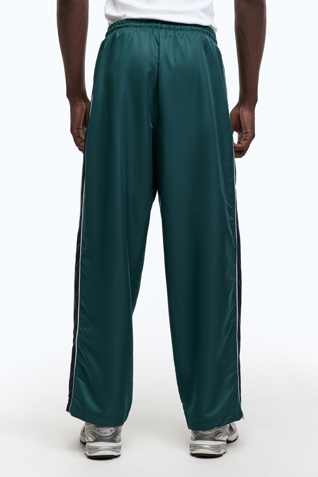 Брюки спортивные прямые с лампасами - цвет зеленый - 4