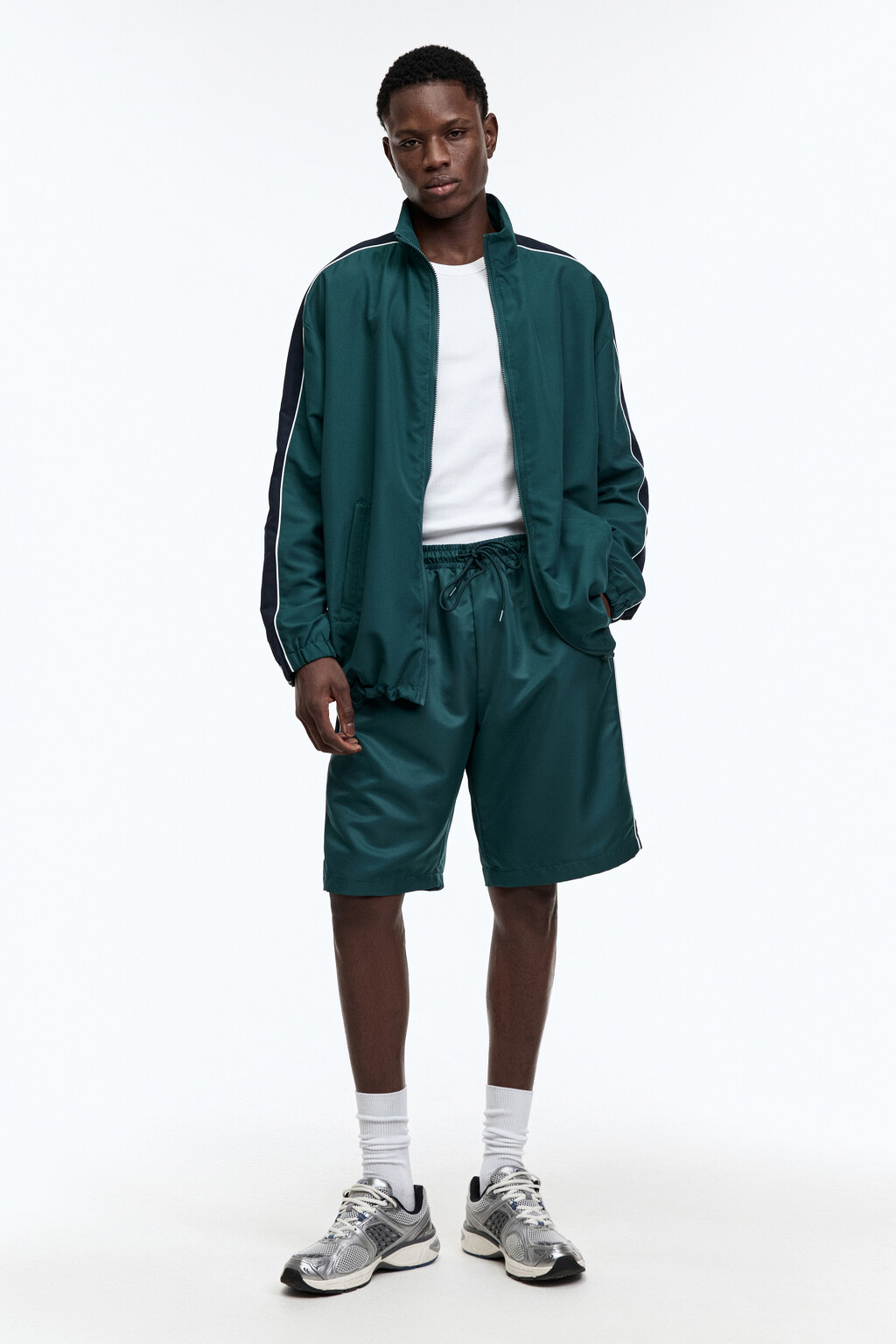 Шорты спортивные с лампасами - цвет зеленый - 5