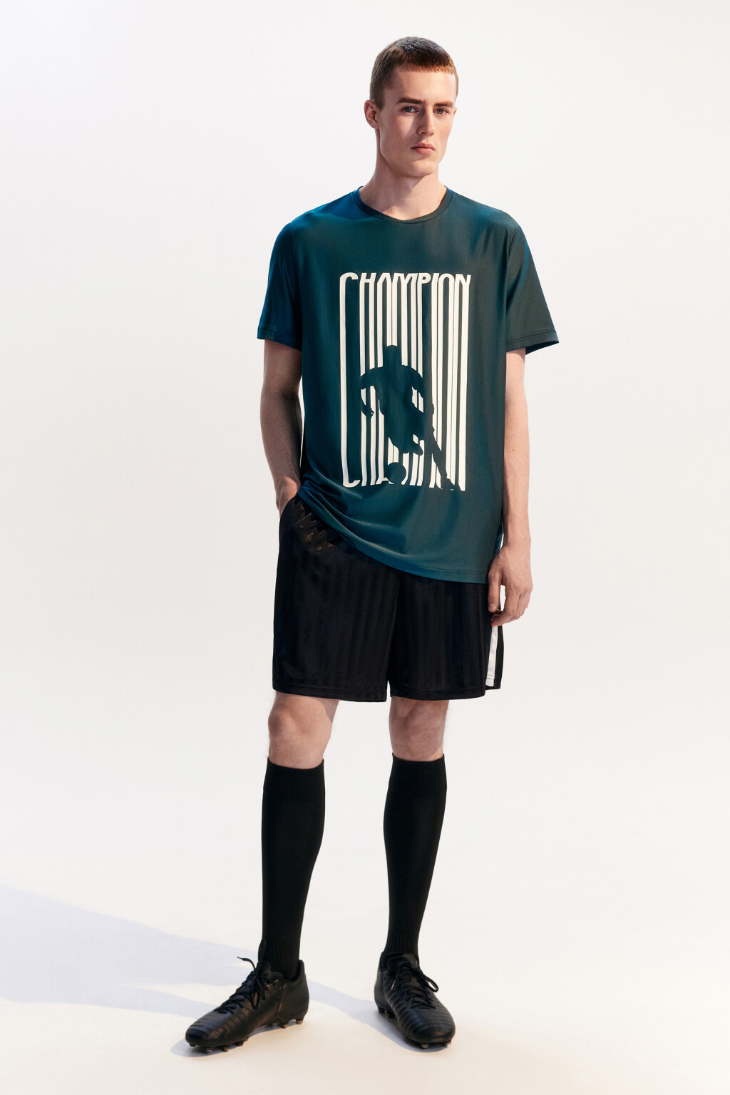 Шорты спортивные в полоску с лампасами - цвет черный - 5