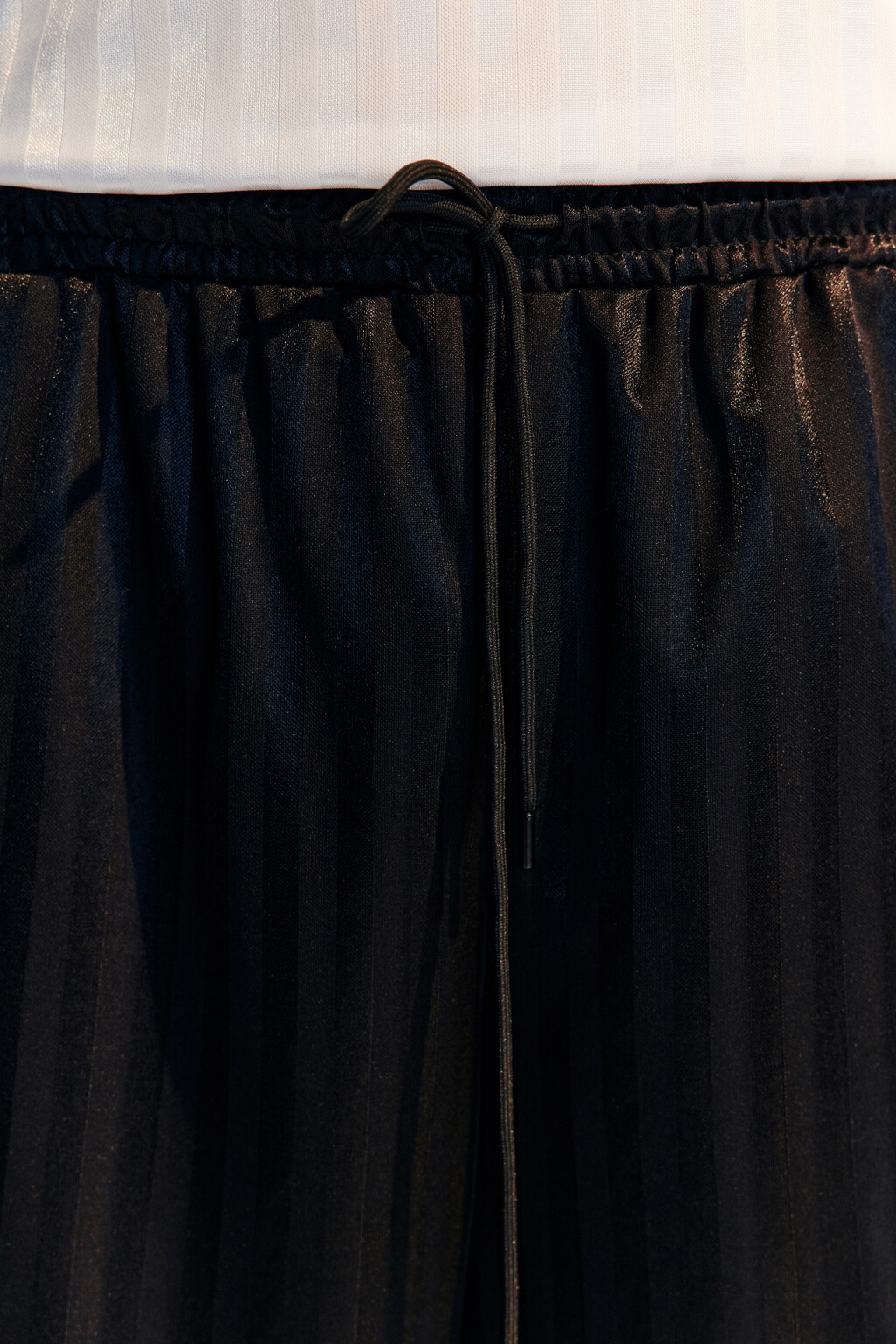 Шорты спортивные в полоску с лампасами - цвет черный - 6