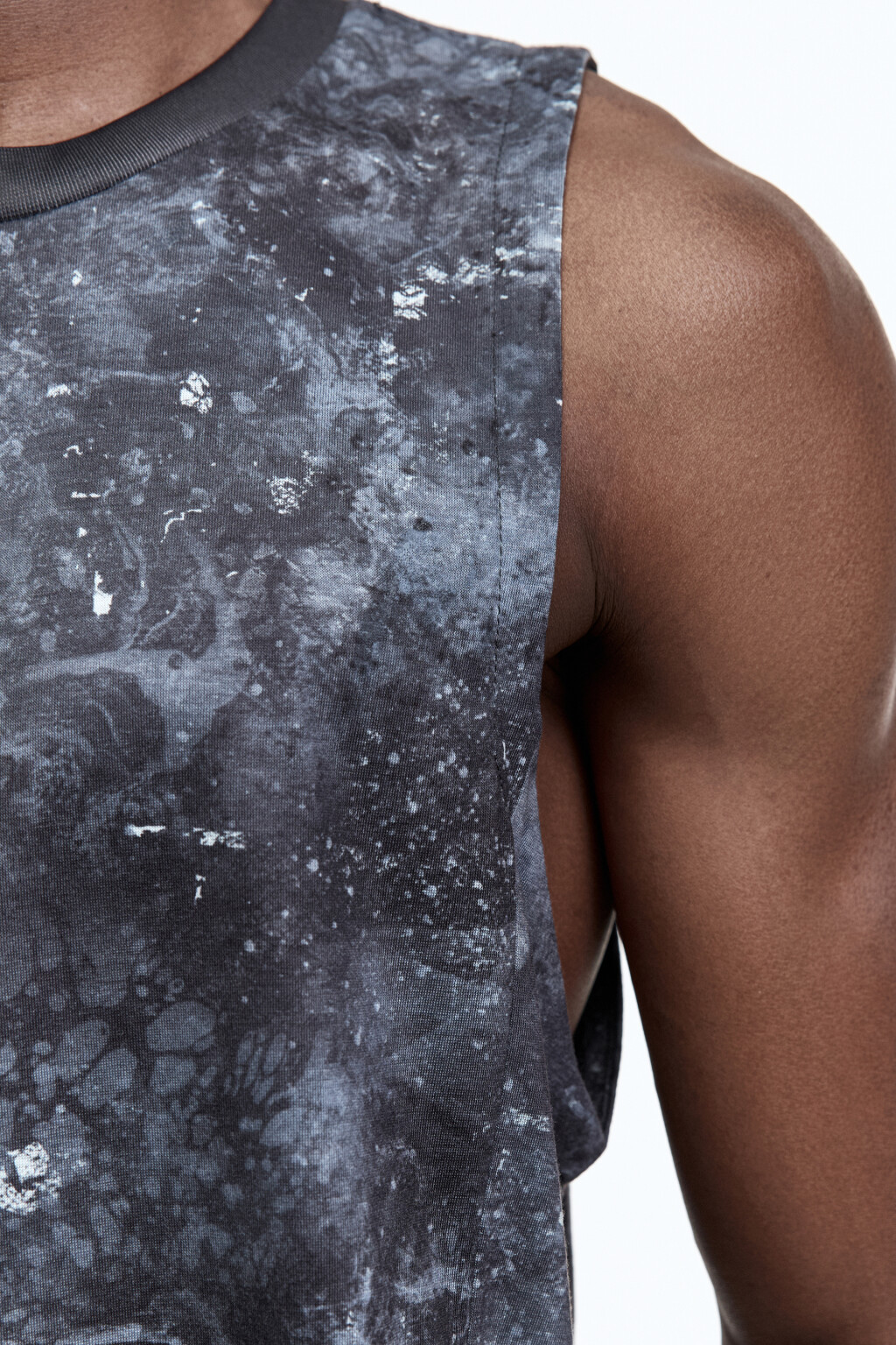 Майка спортивная облегающая с принтом - цвет серый - 7