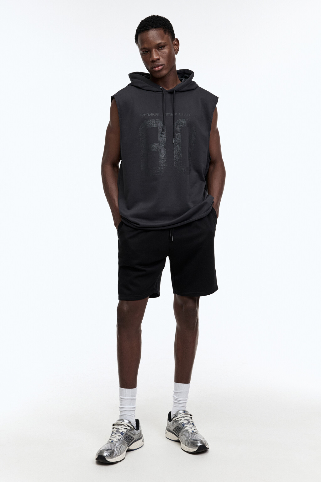 Толстовка oversize с обрезанными рукавами - цвет серый - 4