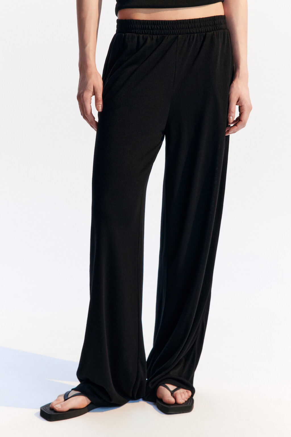Брюки широкие пляжные из вискозы - цвет черный - 2